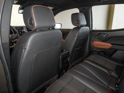 2024 GMC Canyon AT4