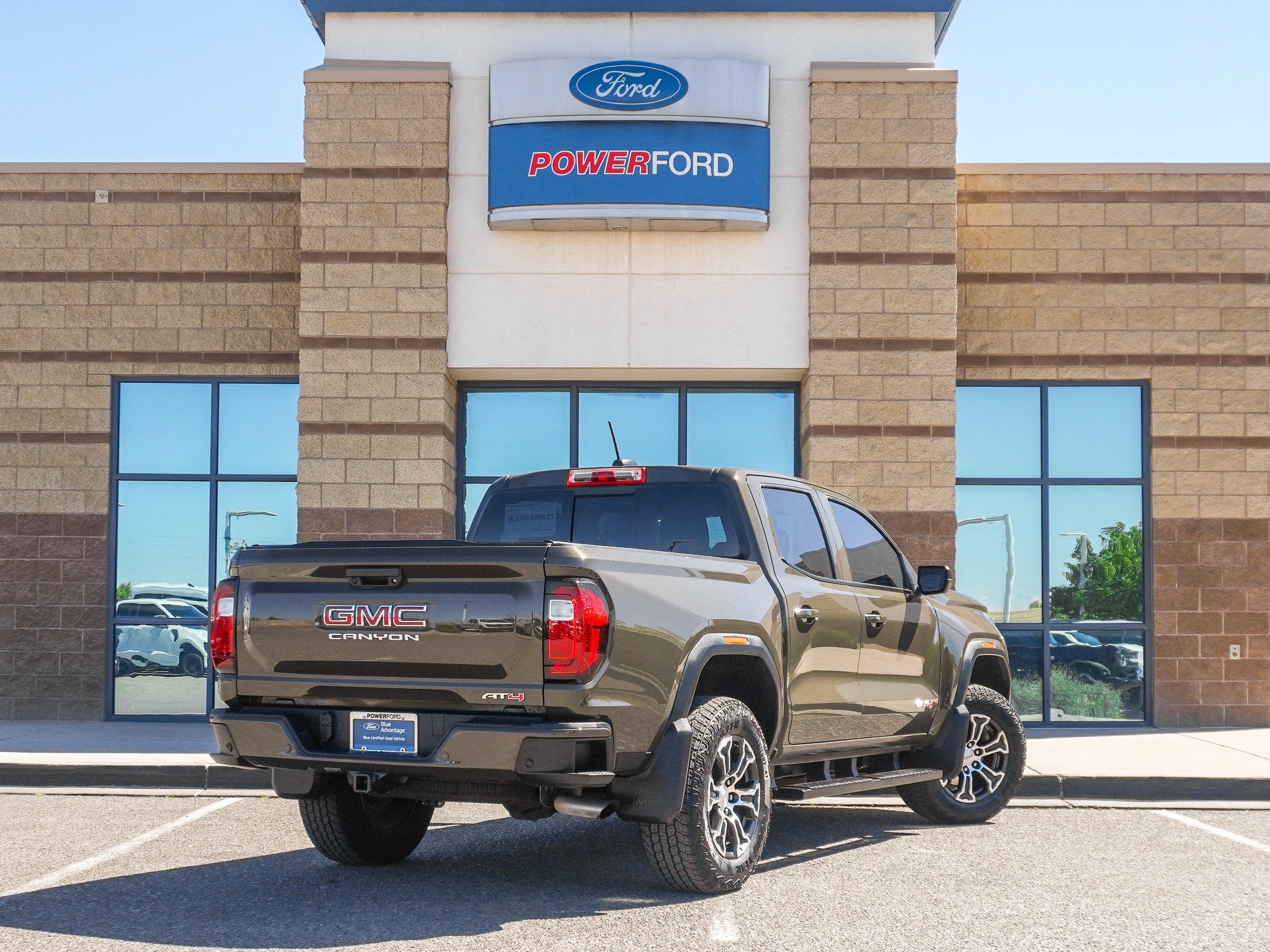 2024 GMC Canyon AT4