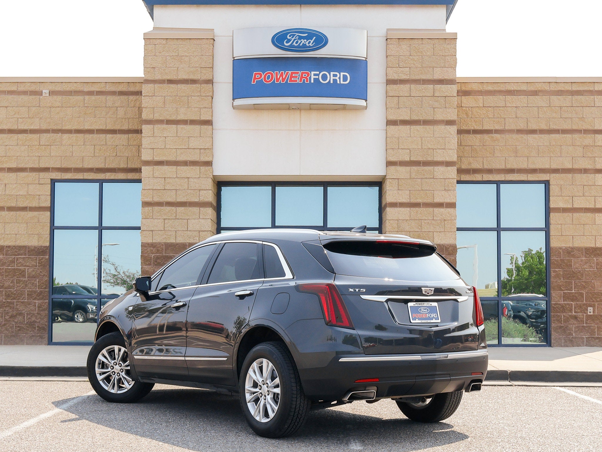 2023 Cadillac XT5 Luxury