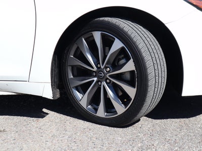 2023 Nissan Maxima Platinum