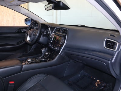 2023 Nissan Maxima Platinum