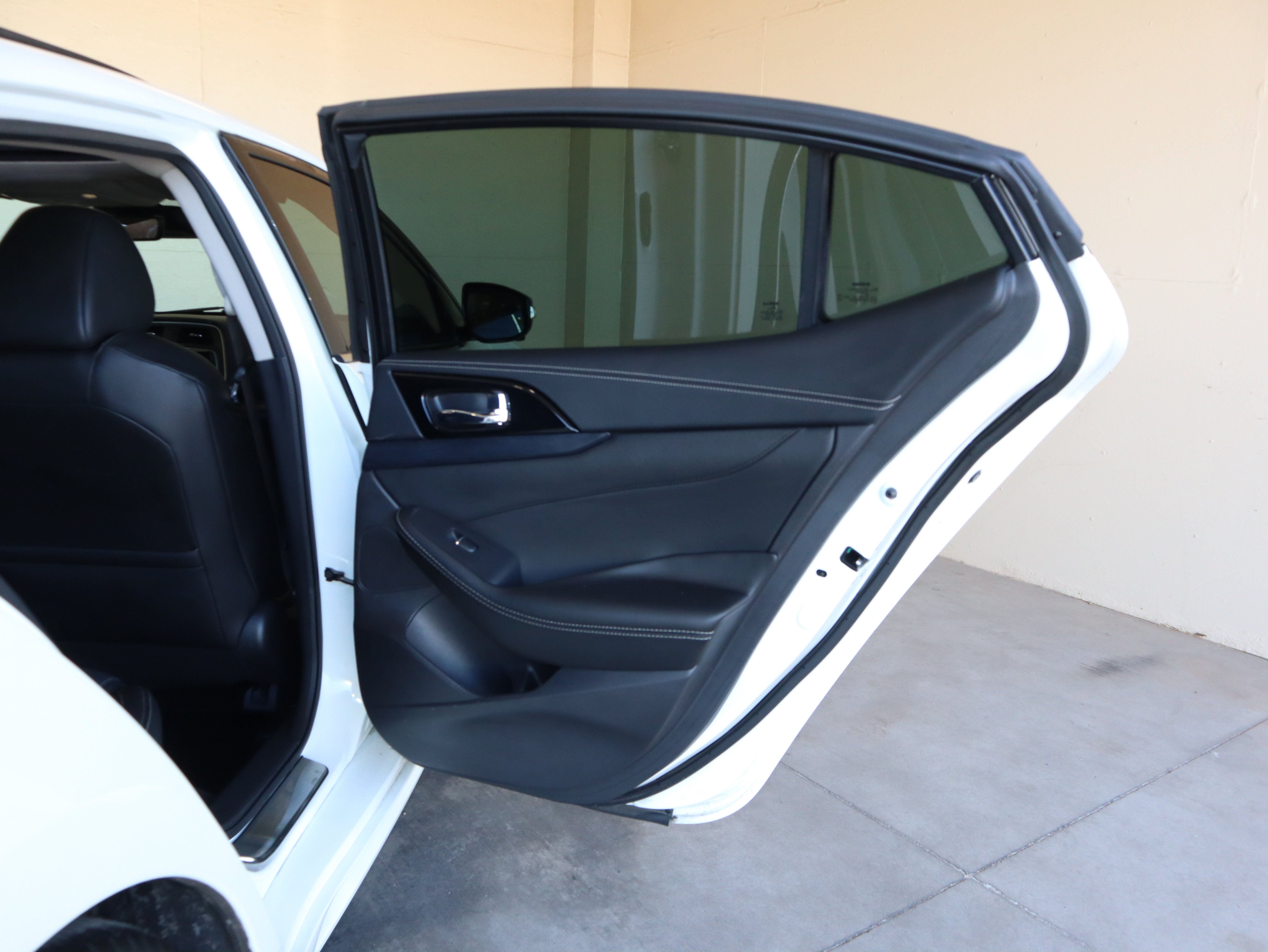 2023 Nissan Maxima Platinum