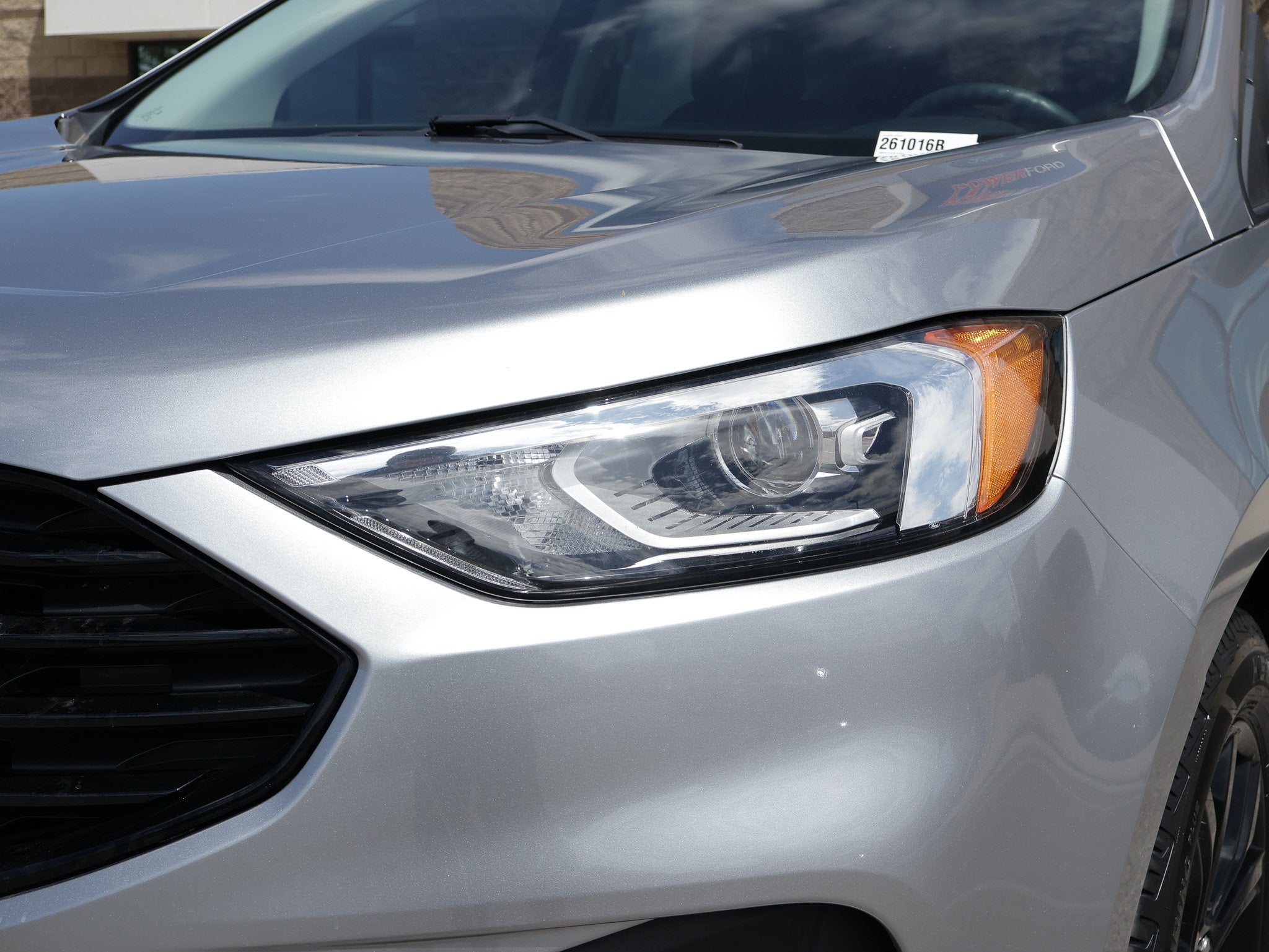 2023 Ford Edge SE