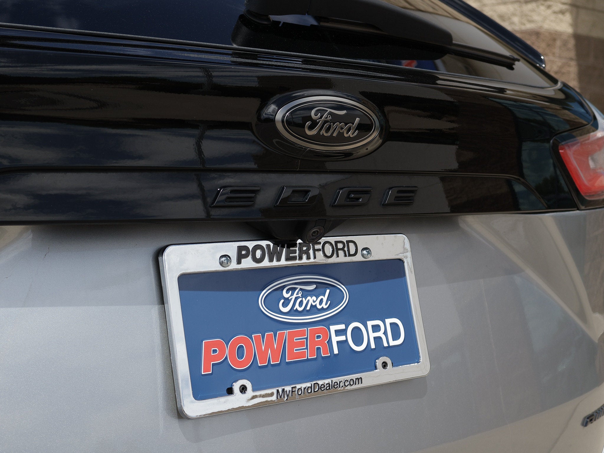 2023 Ford Edge SE