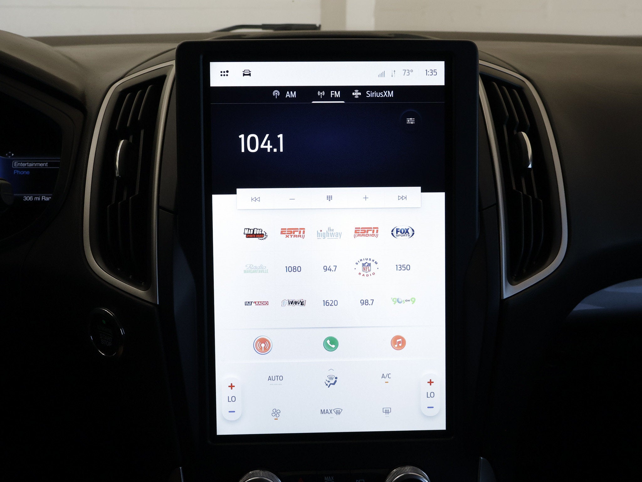 2023 Ford Edge SE
