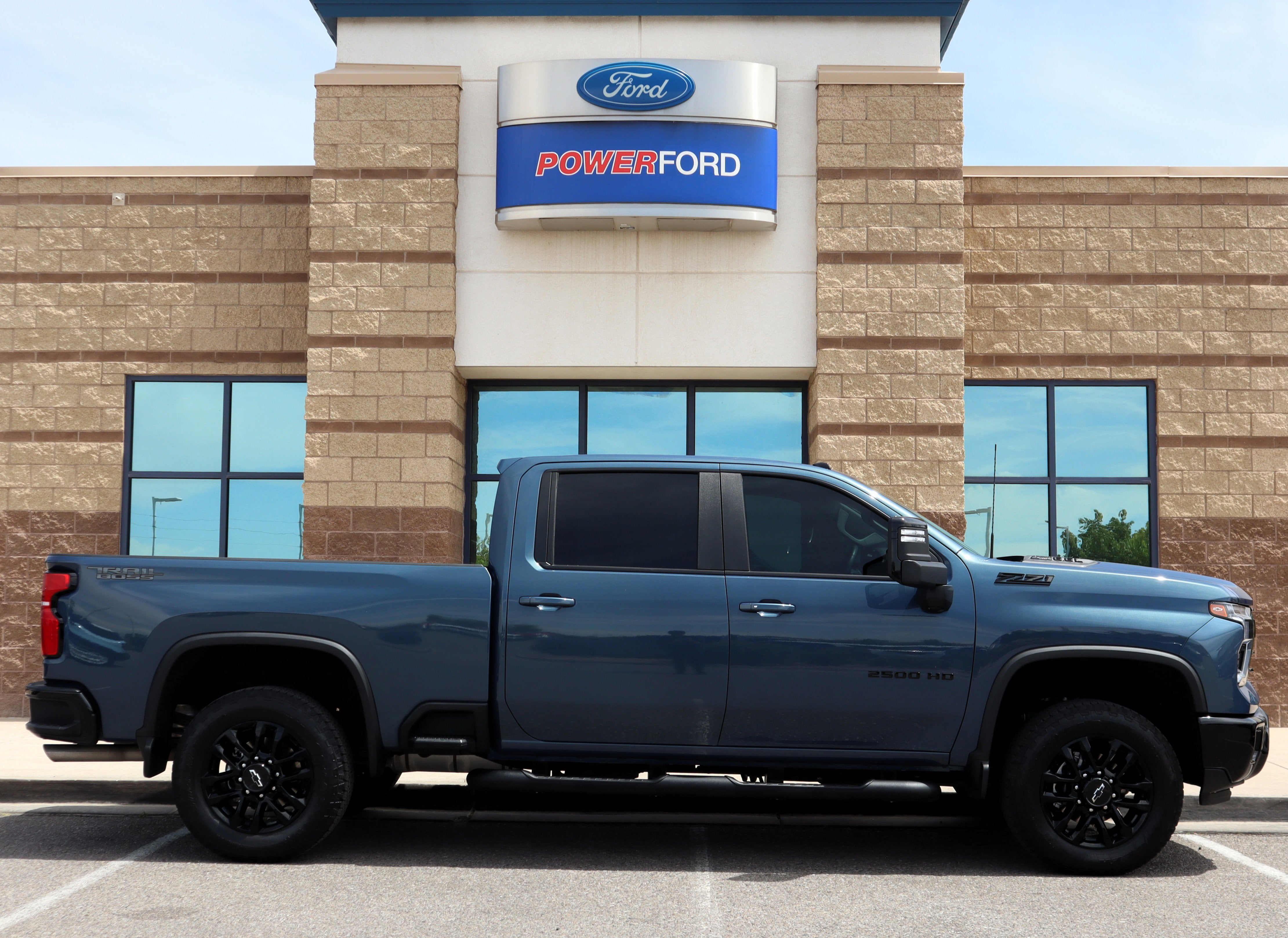 2025 Chevrolet Silverado 2500HD LT