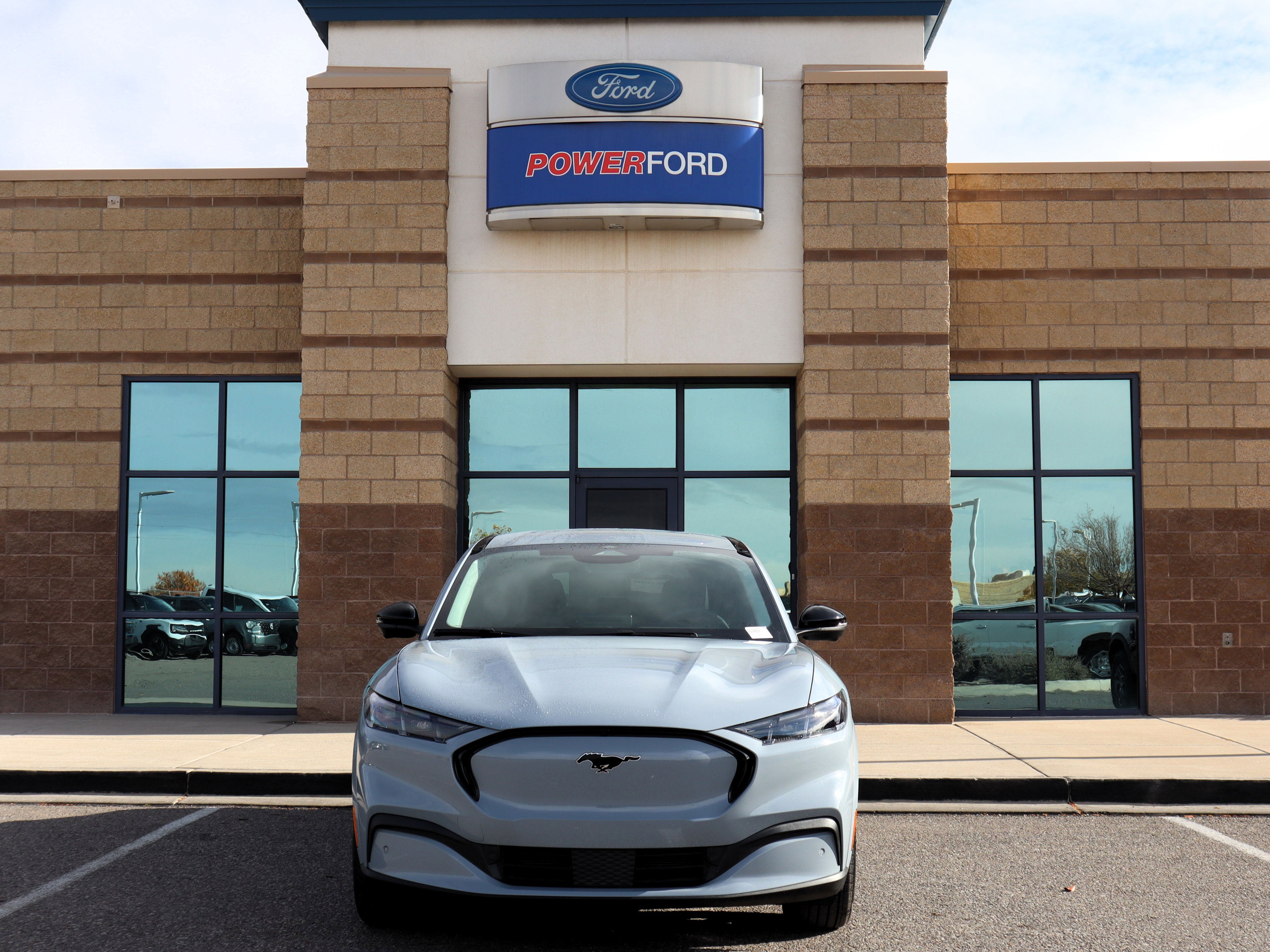 2025 Ford Mustang Mach-E Premium