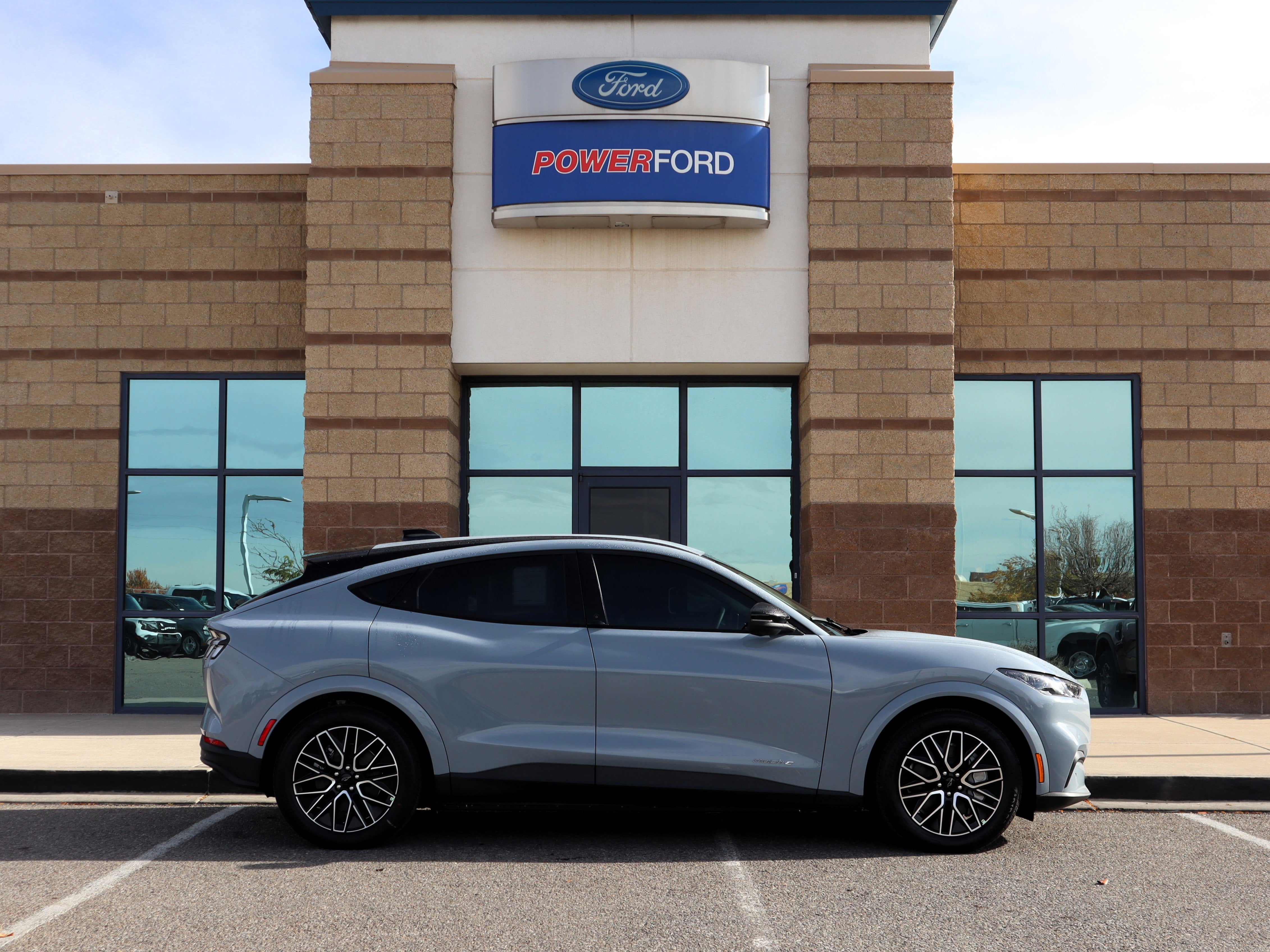 2025 Ford Mustang Mach-E Premium