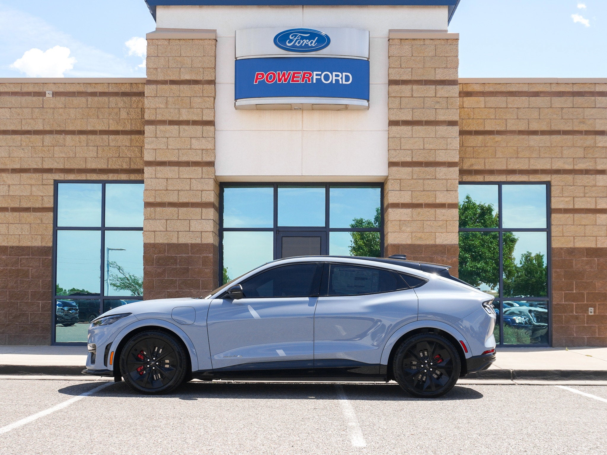 2025 Ford Mustang Mach-E GT