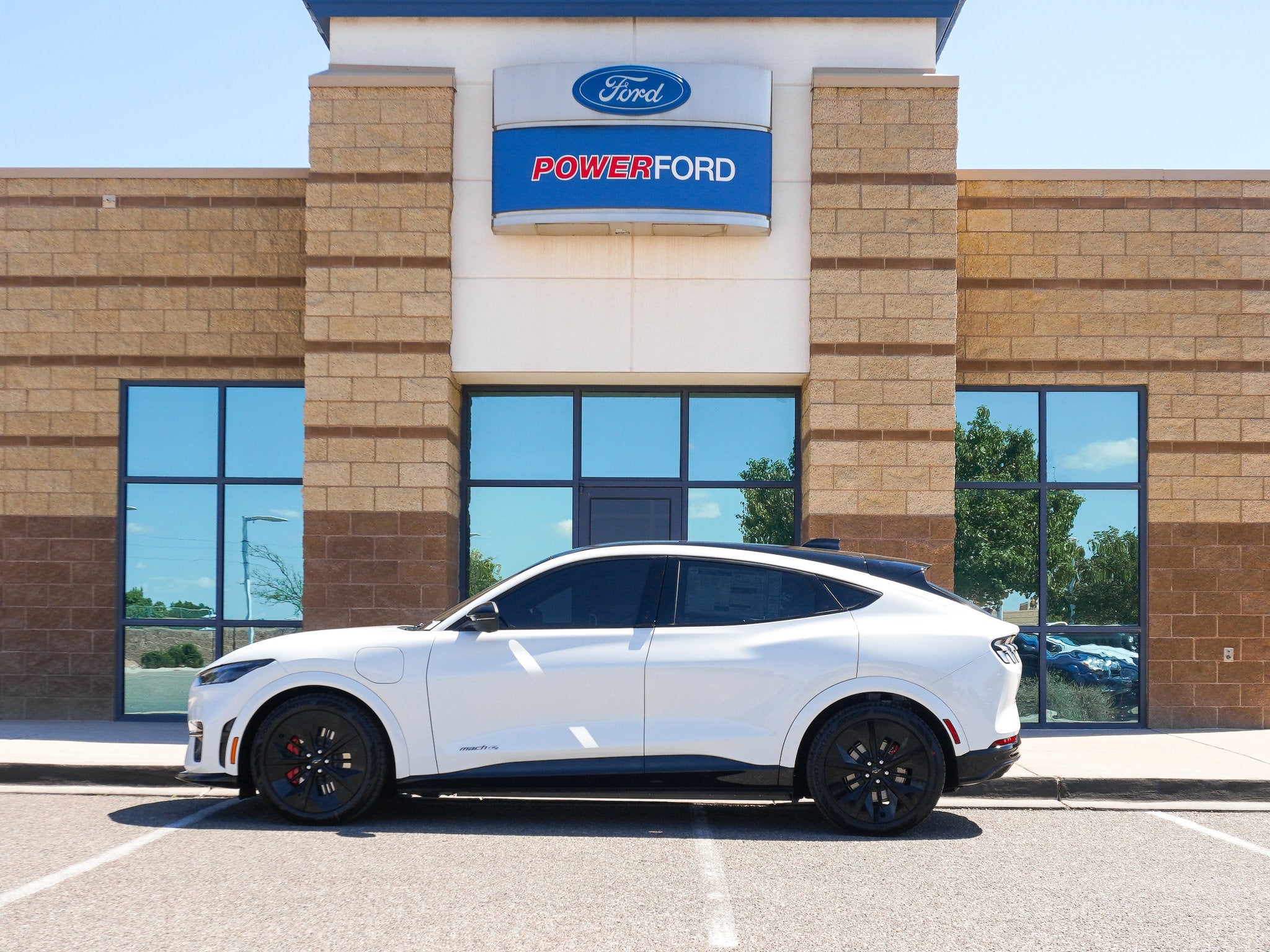 2025 Ford Mustang Mach-E GT