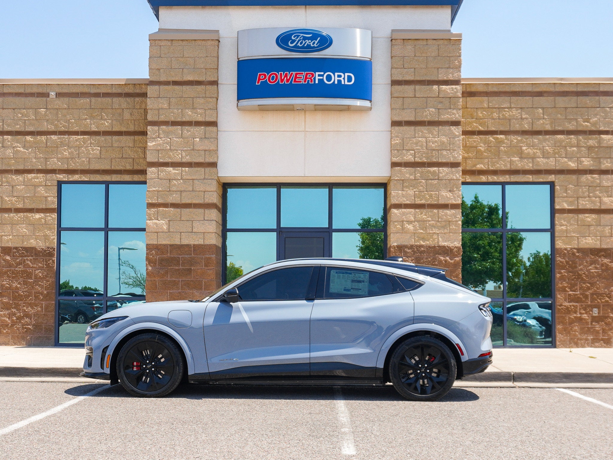 2025 Ford Mustang Mach-E GT