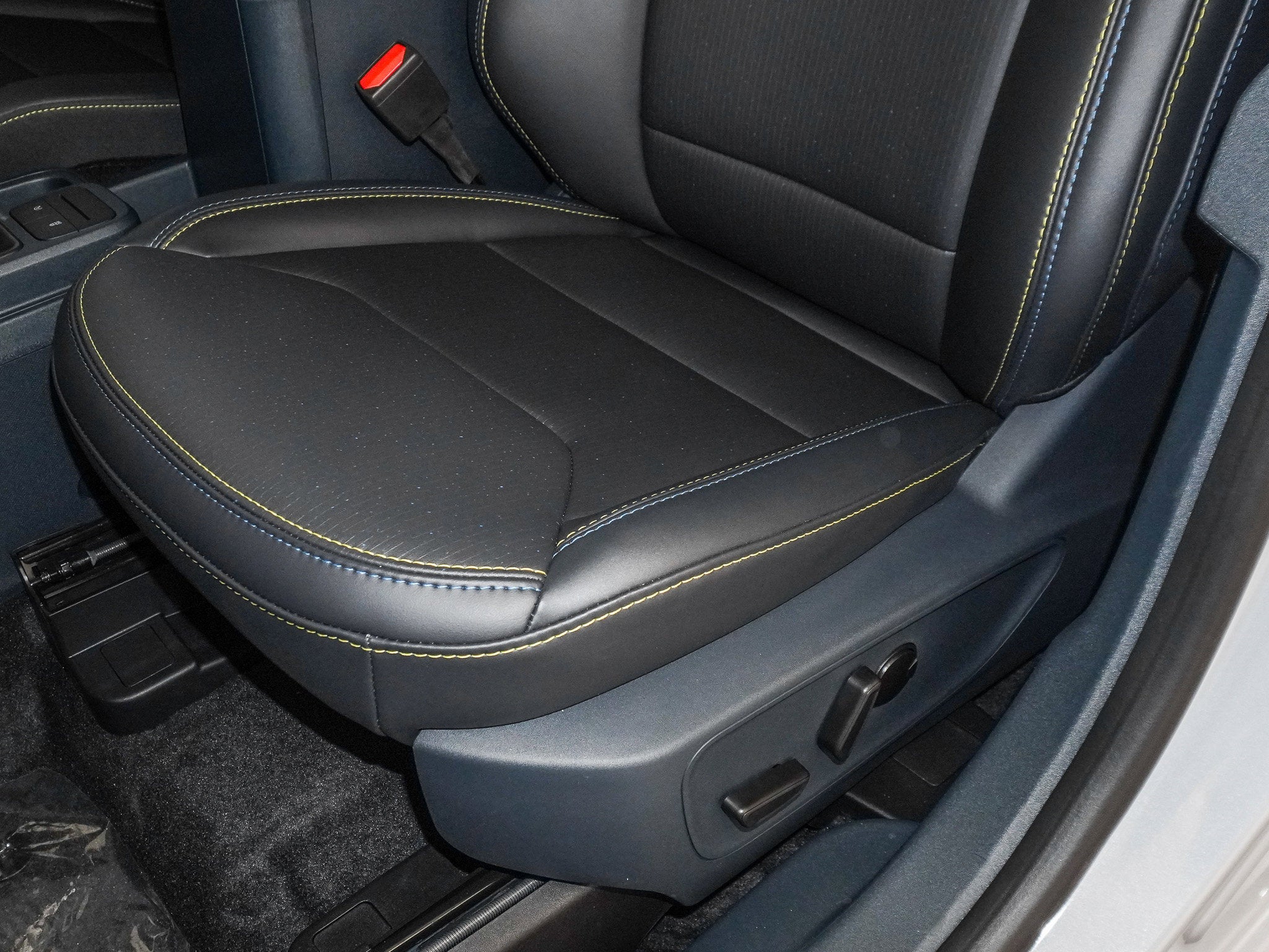 2026 Ford Maverick Lobo High