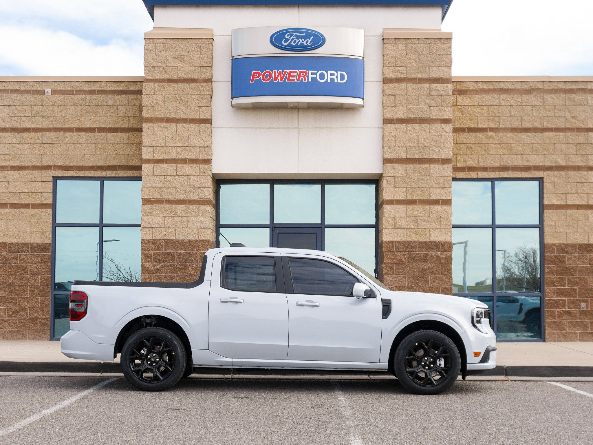 2026 Ford Maverick Lobo High