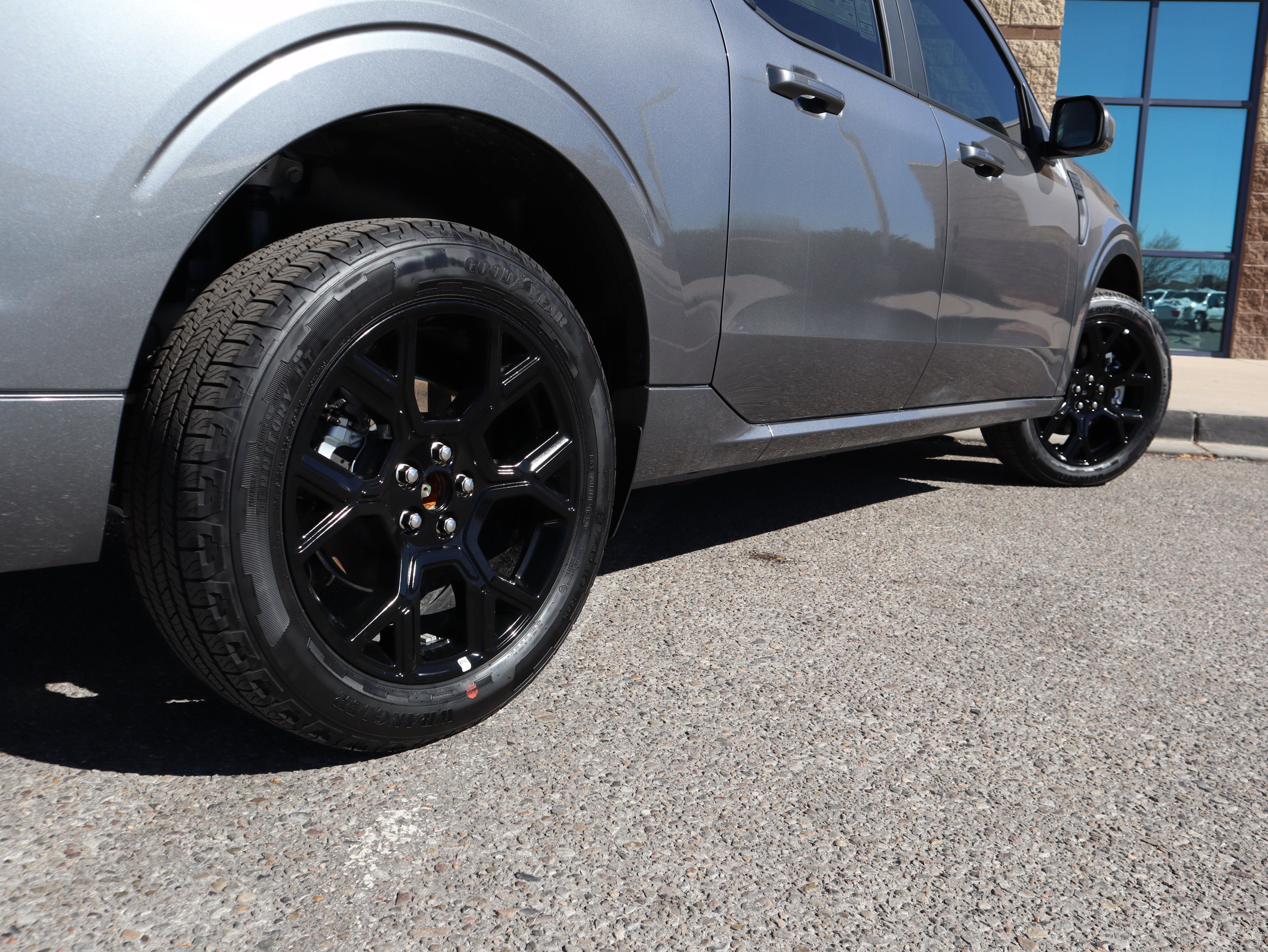 2025 Ford Maverick Lobo Standard