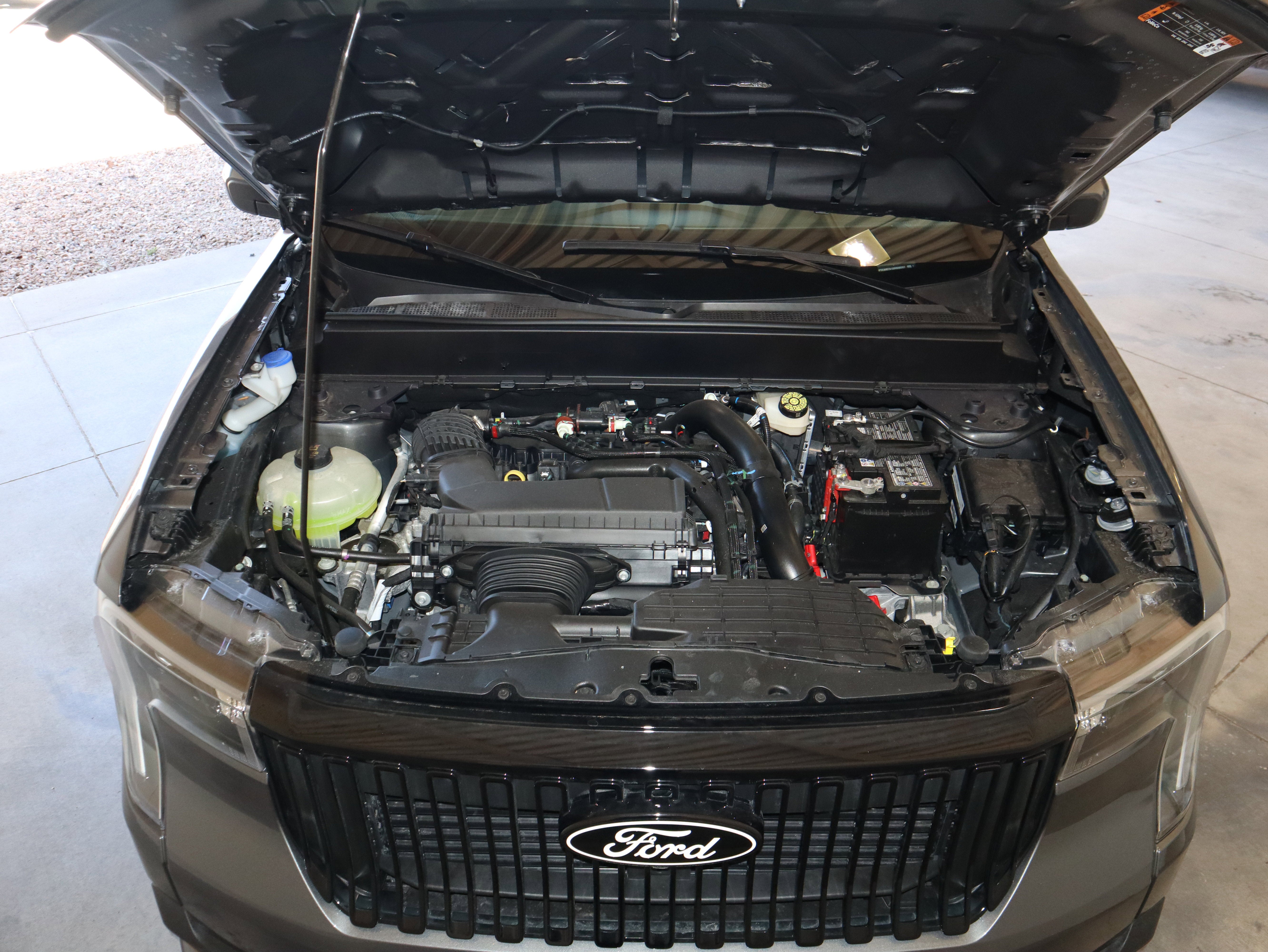 2025 Ford Maverick Lobo Standard