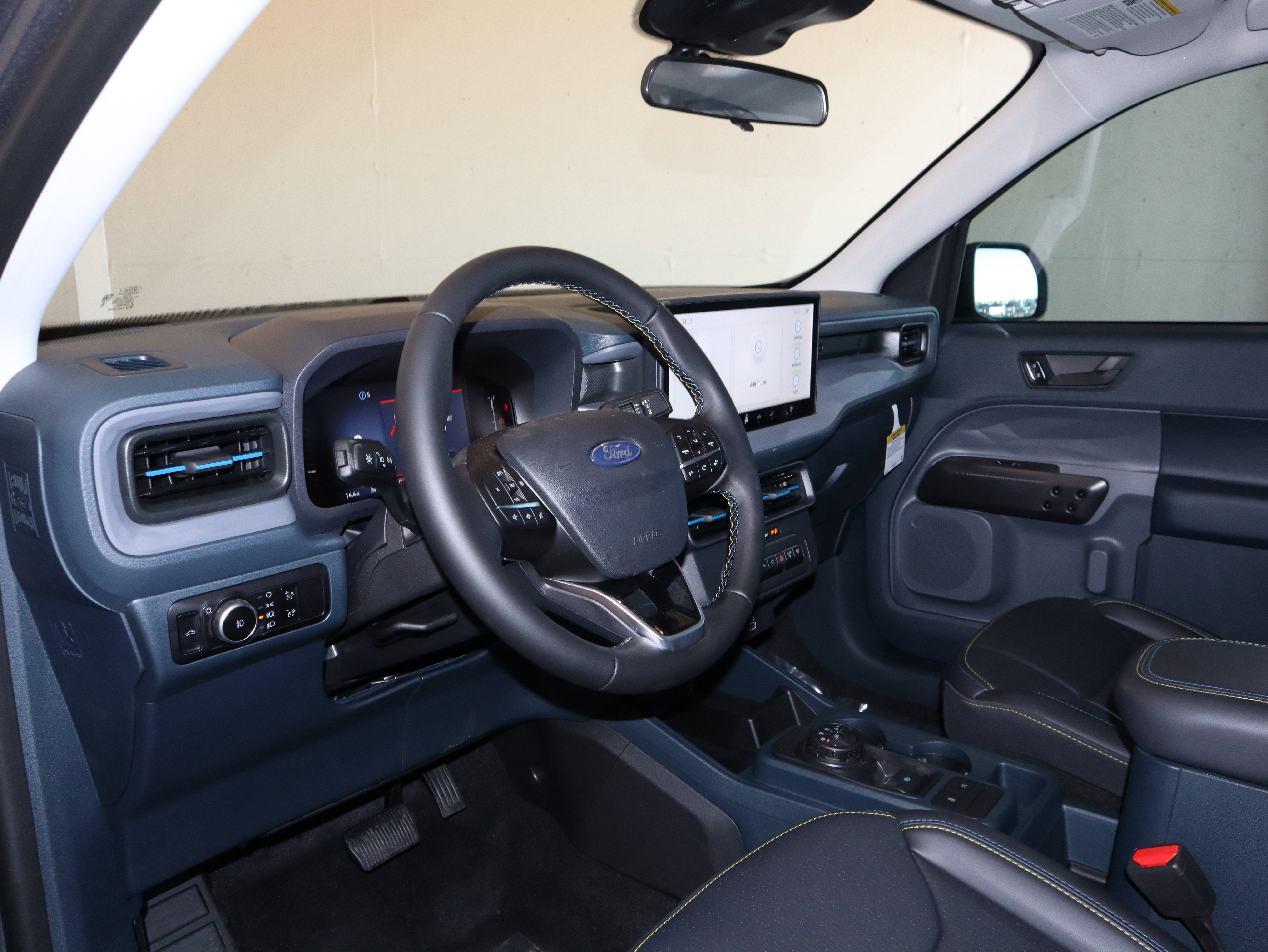 2025 Ford Maverick Lobo Standard