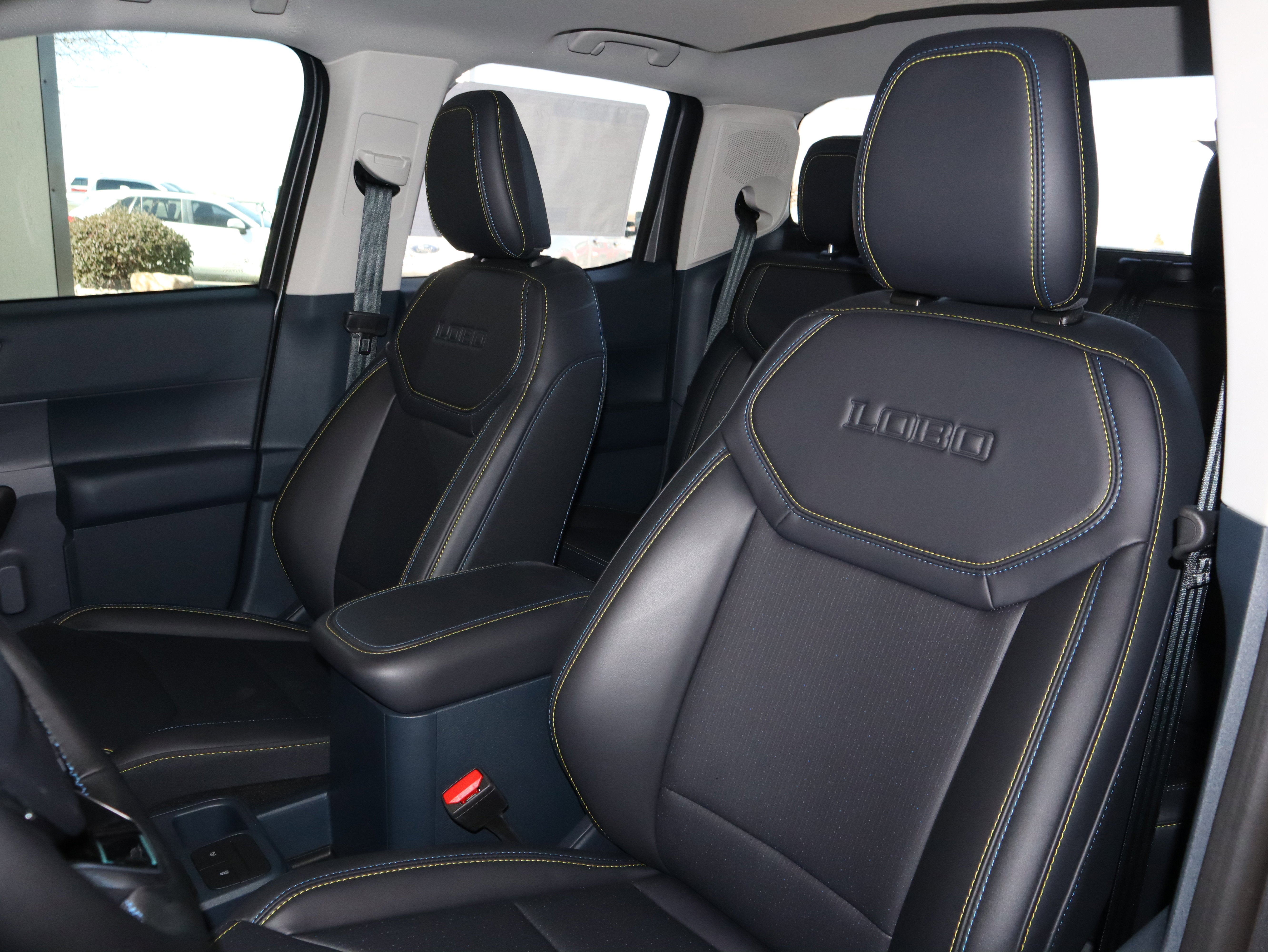 2025 Ford Maverick Lobo Standard