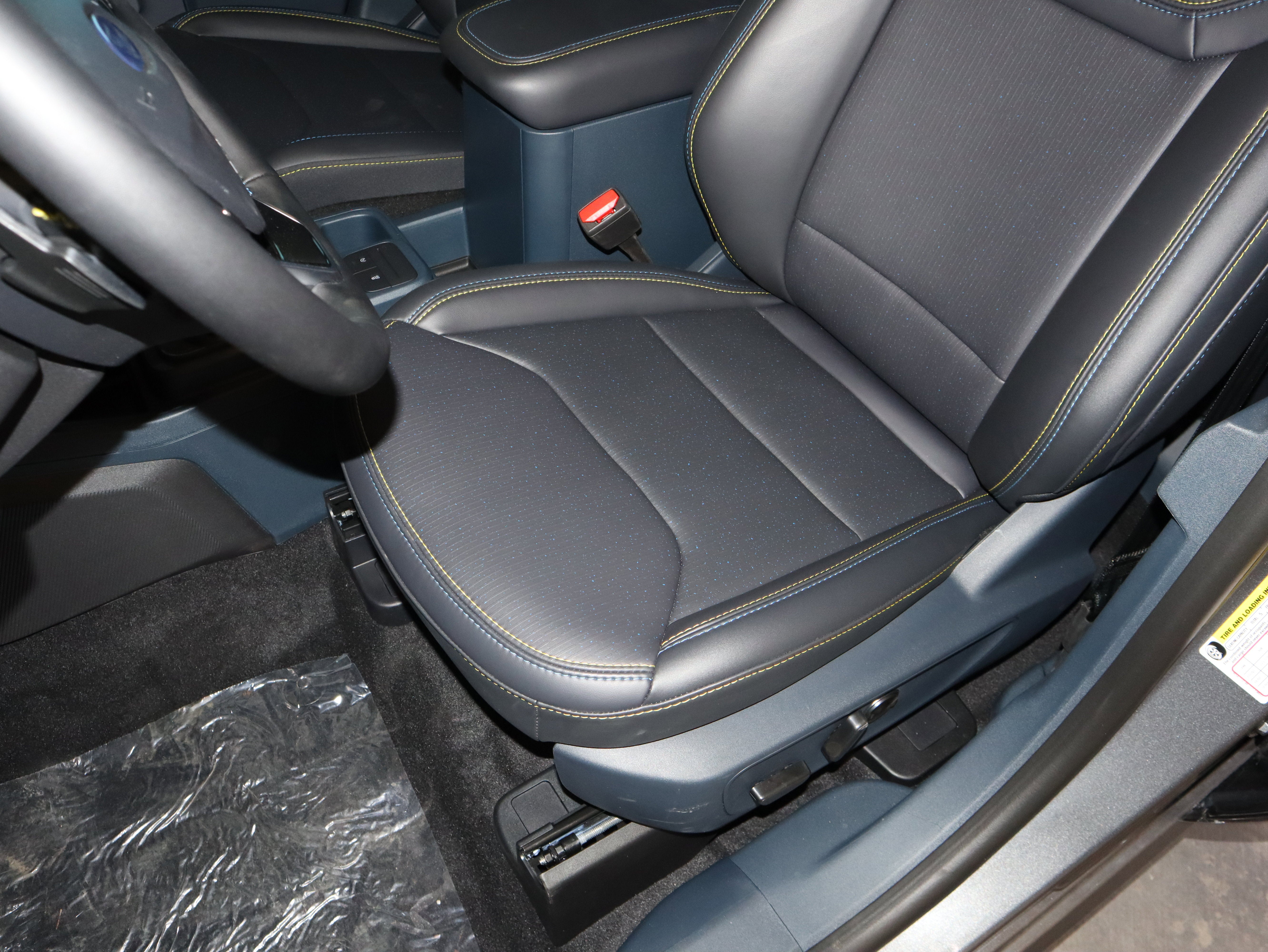 2025 Ford Maverick Lobo Standard