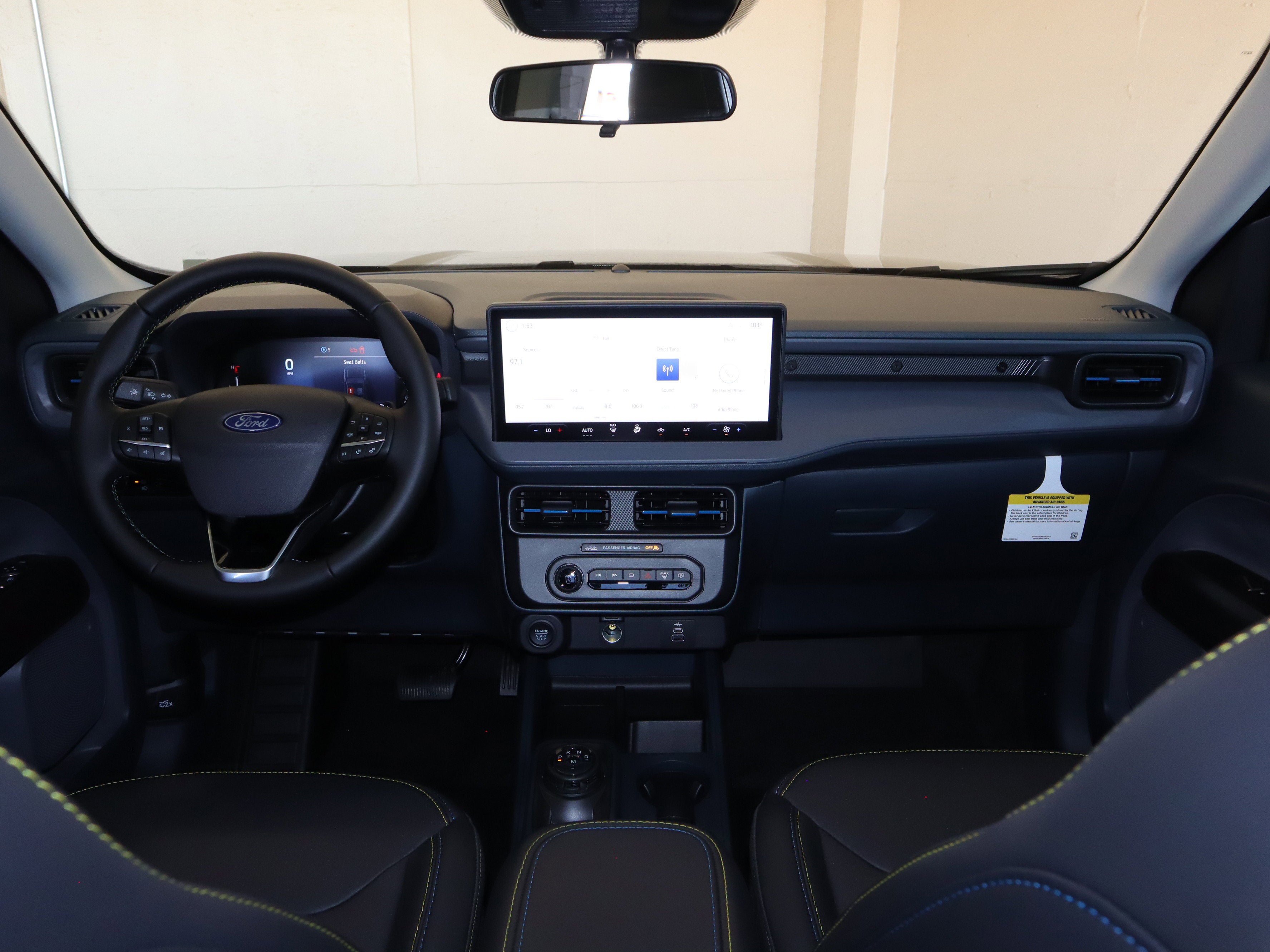 2025 Ford Maverick Lobo Standard