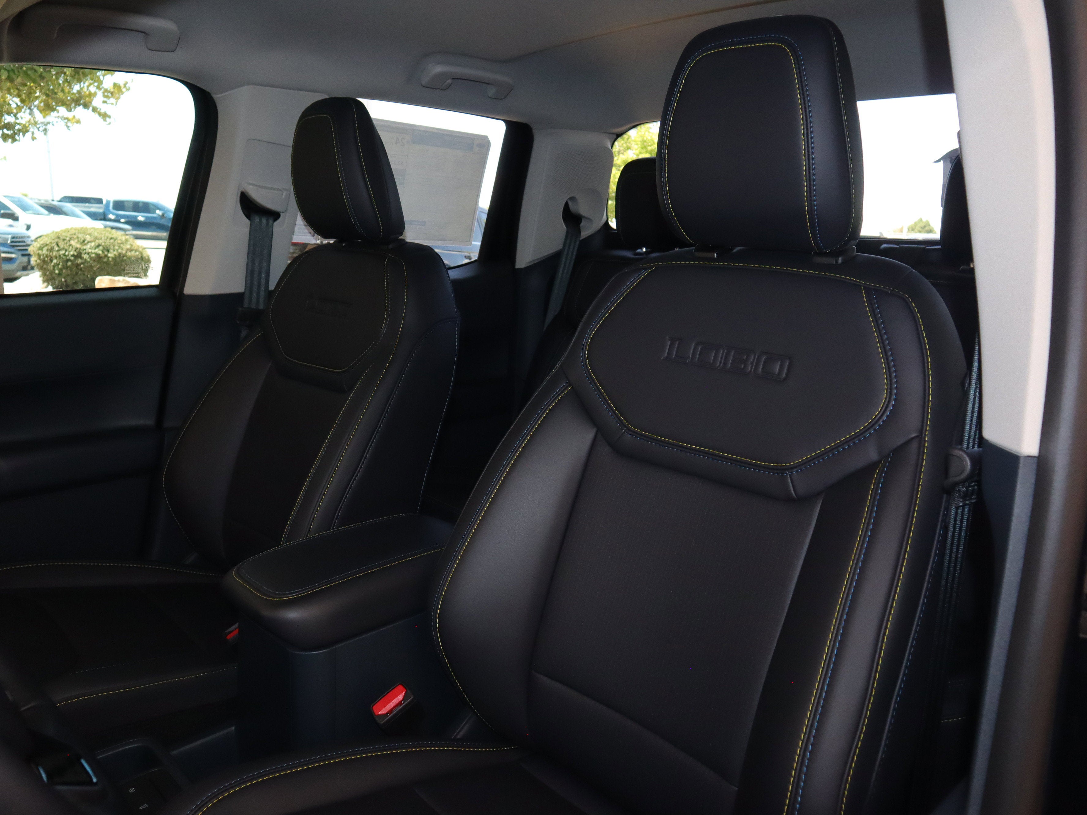 2025 Ford Maverick Lobo Standard