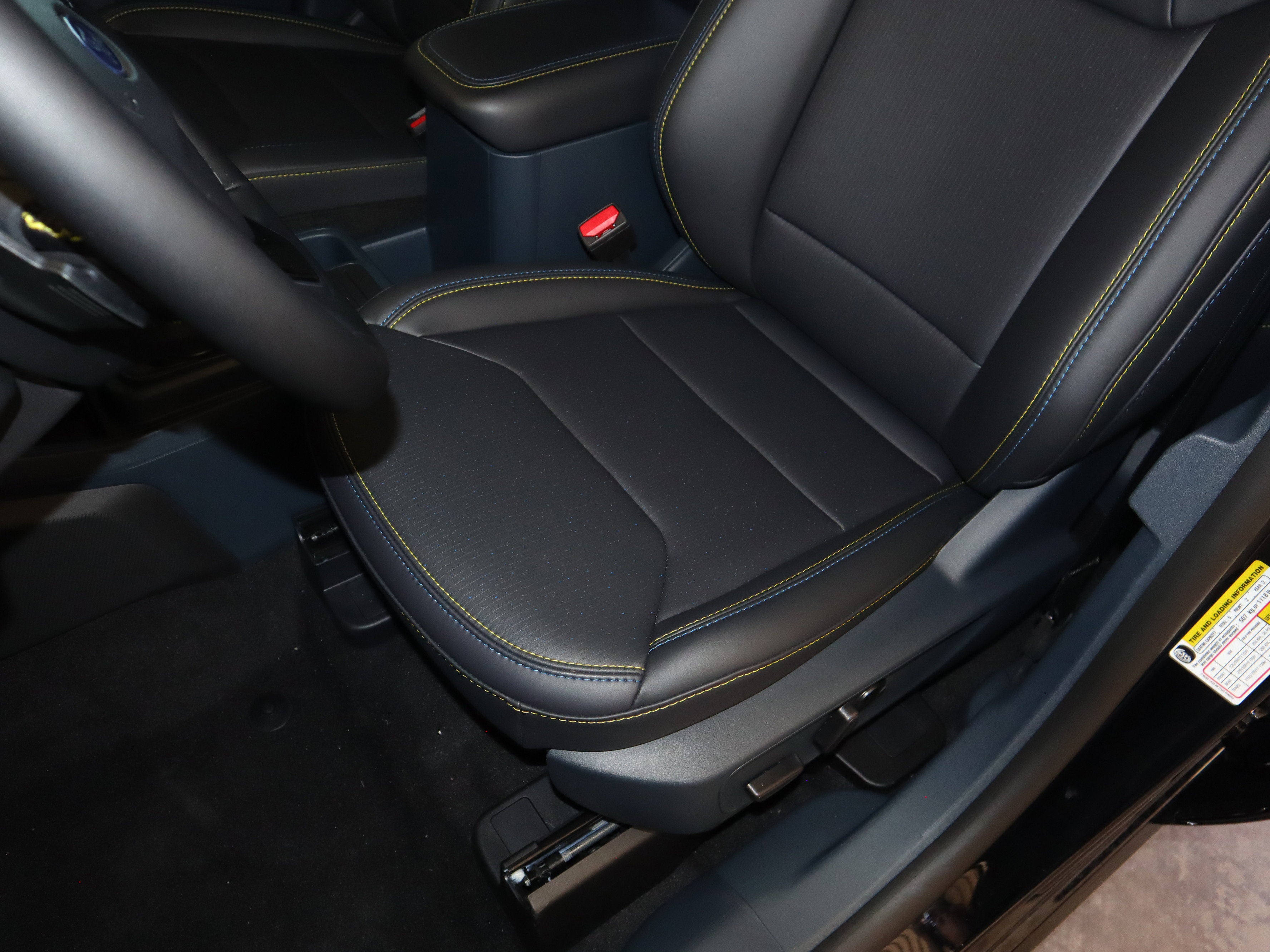 2025 Ford Maverick Lobo Standard