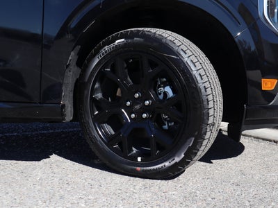 2025 Ford Maverick Lobo Standard