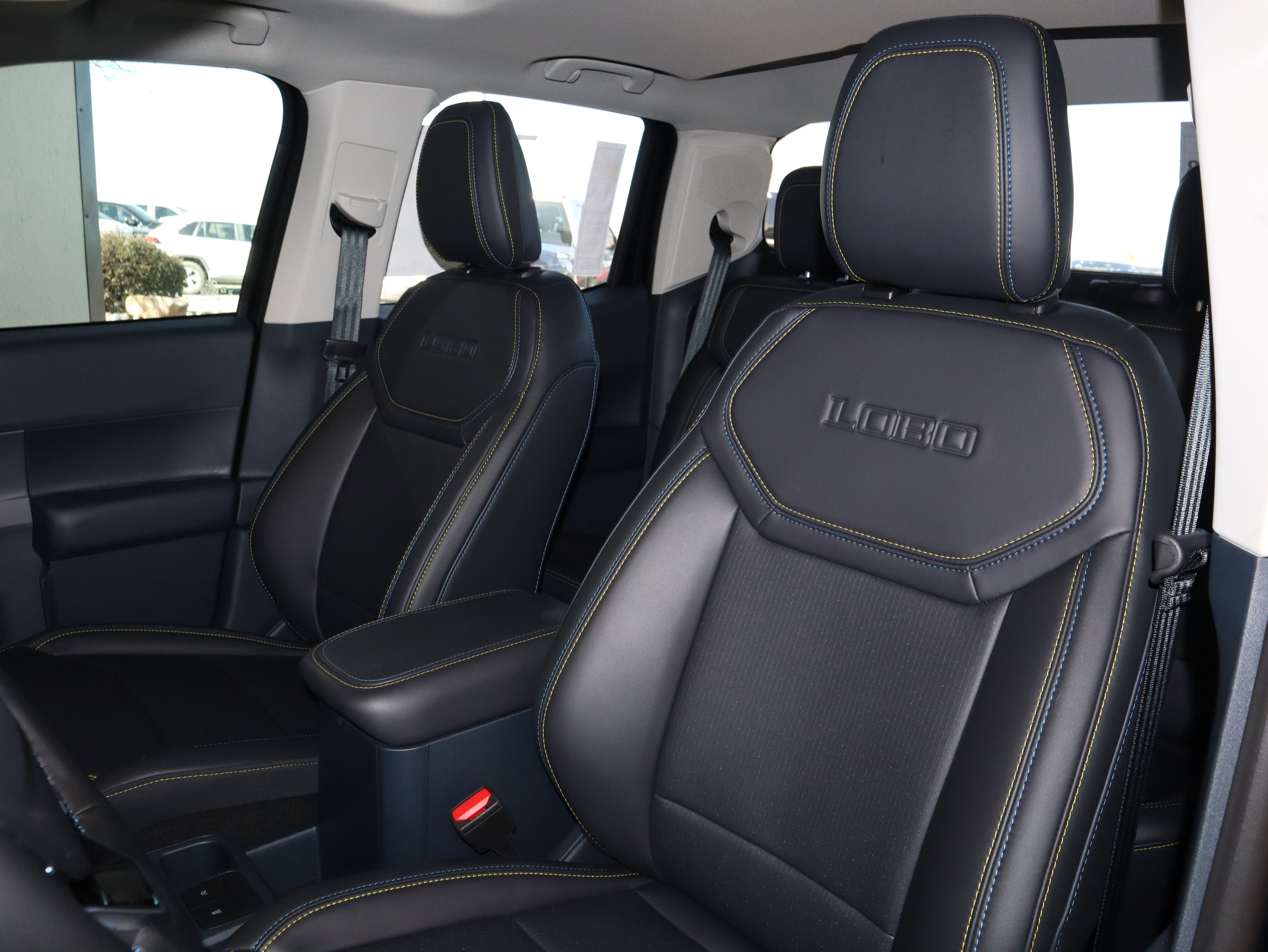 2025 Ford Maverick Lobo Standard