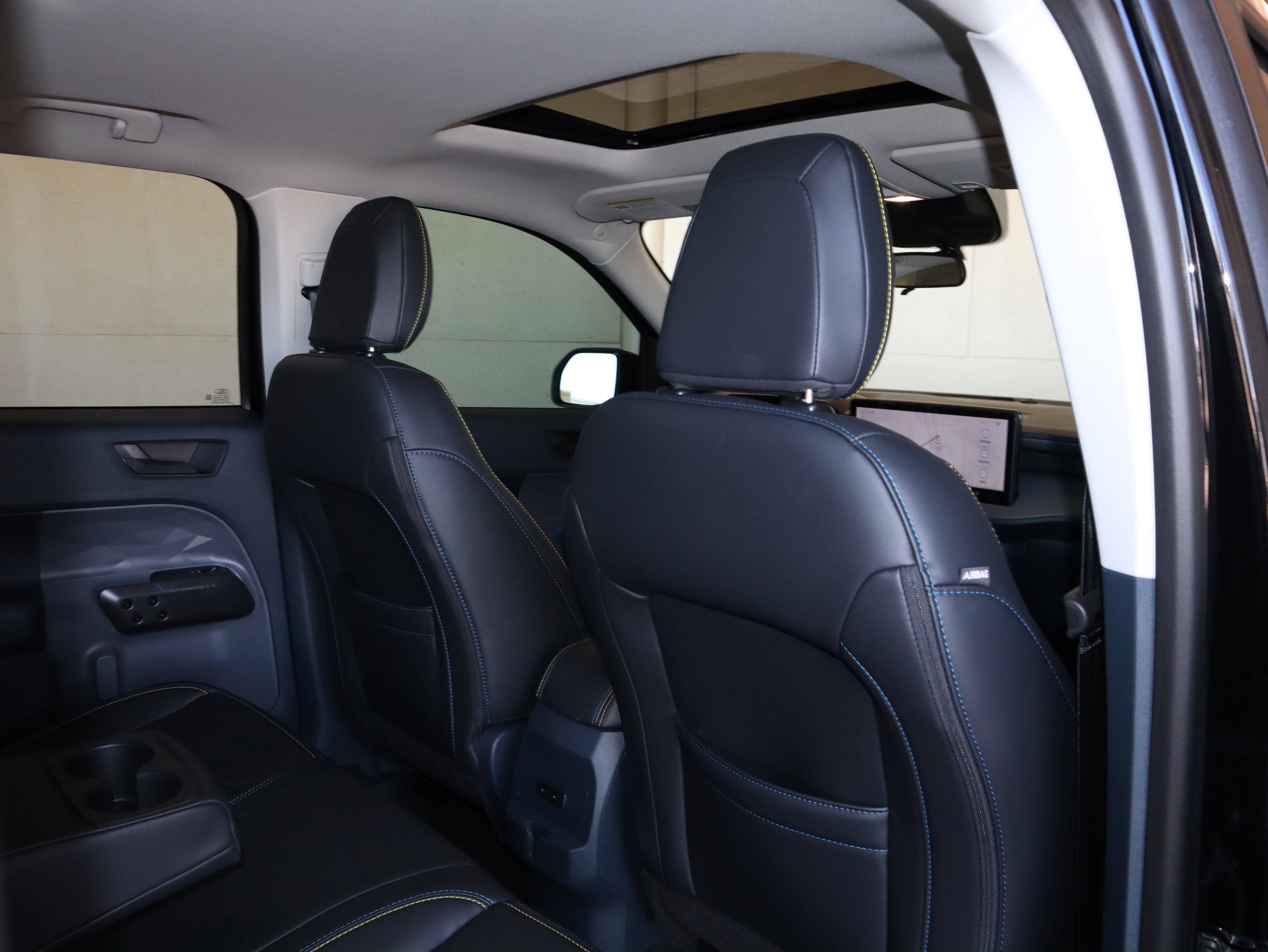 2025 Ford Maverick Lobo Standard