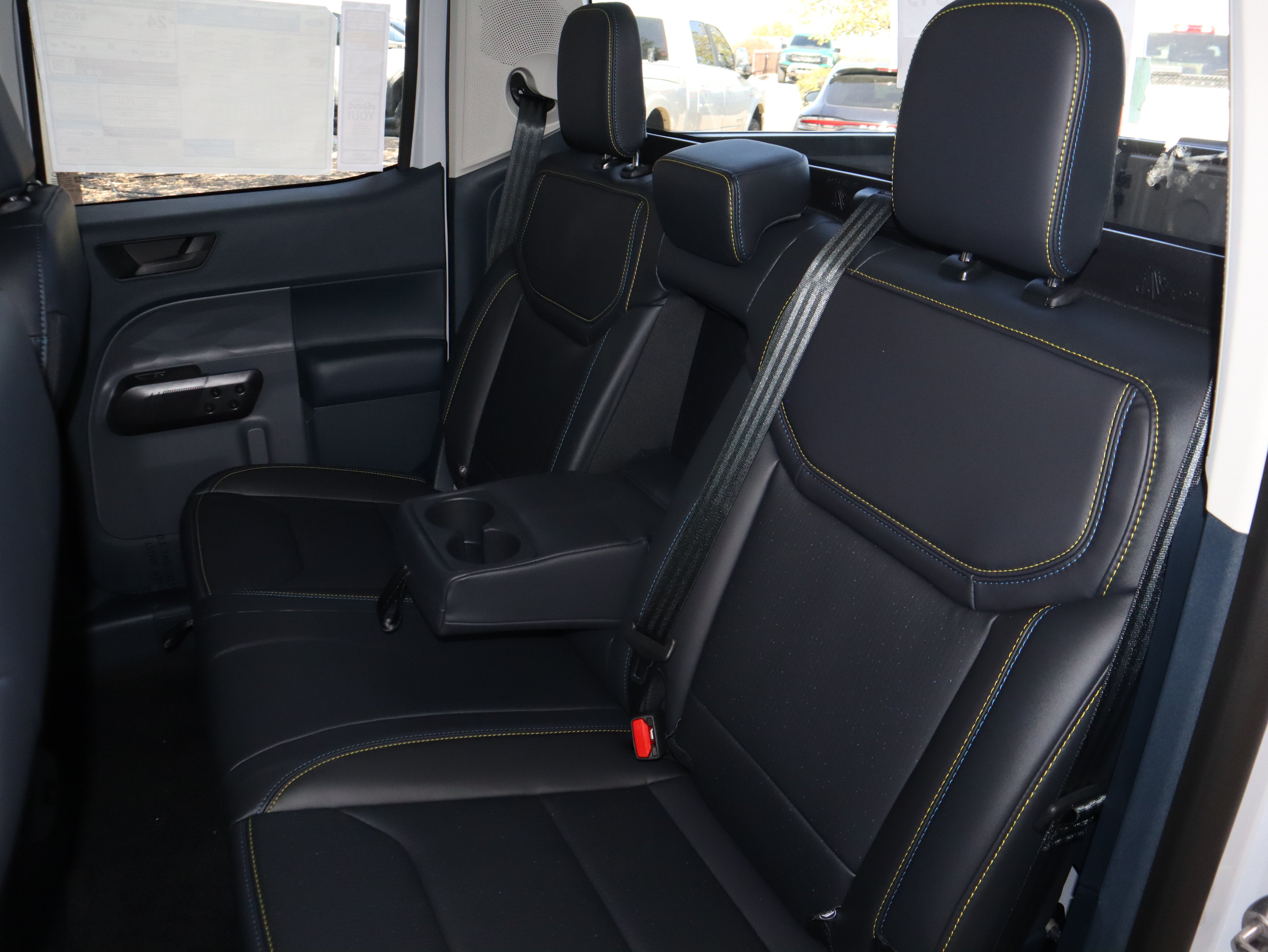 2026 Ford Maverick Lobo Standard