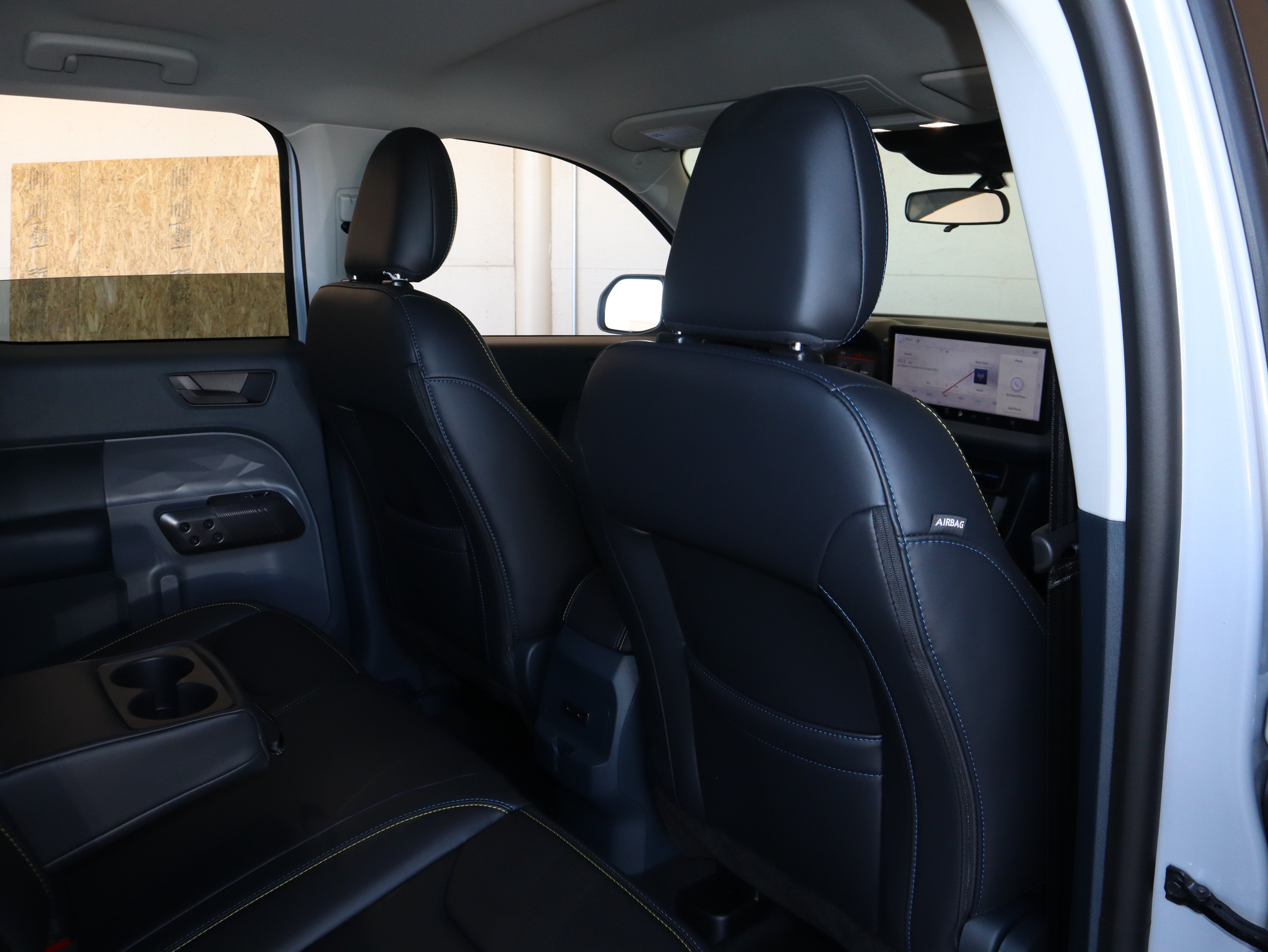 2026 Ford Maverick Lobo Standard