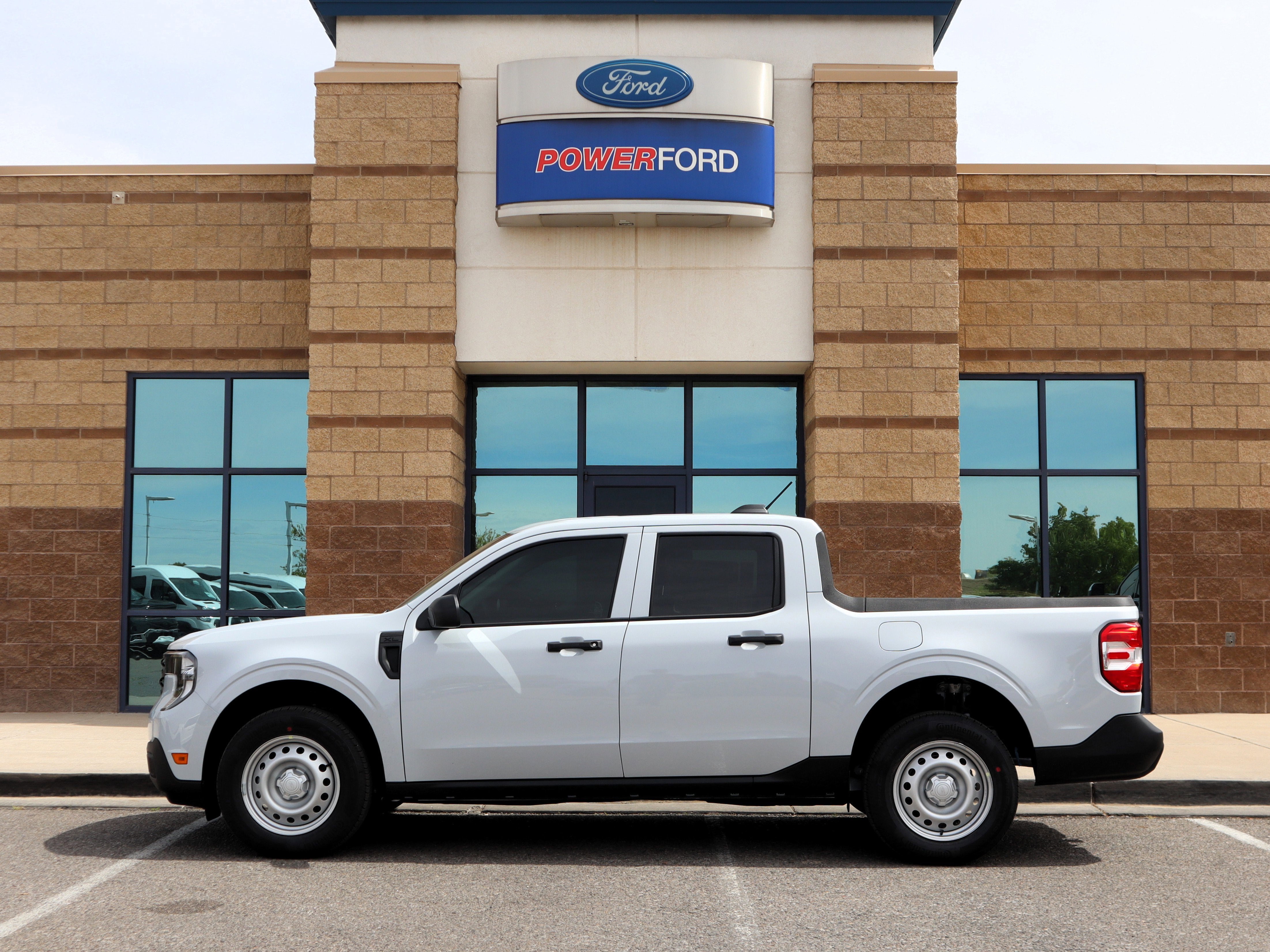 2026 Ford Maverick XL