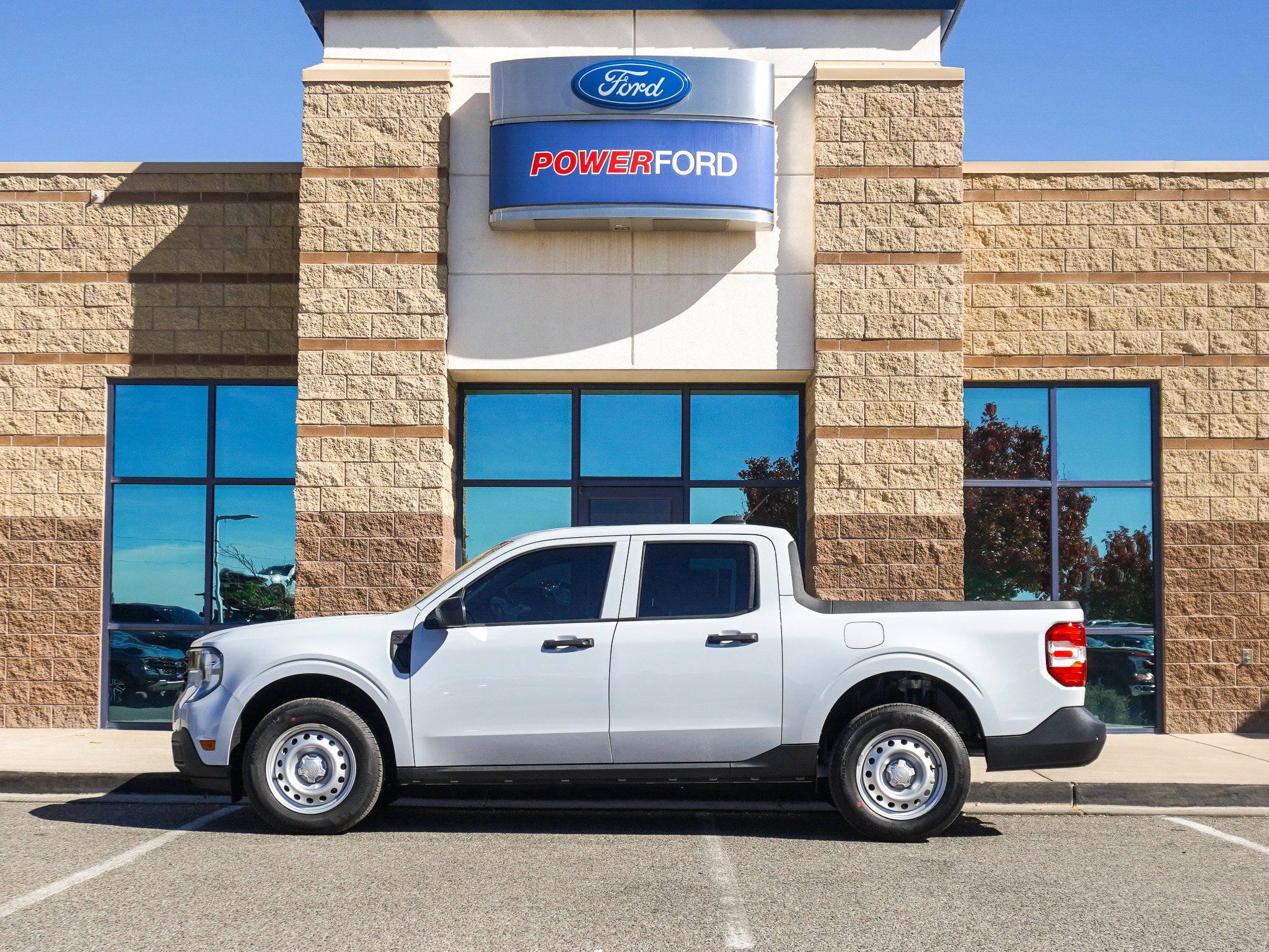 2025 Ford Maverick XL