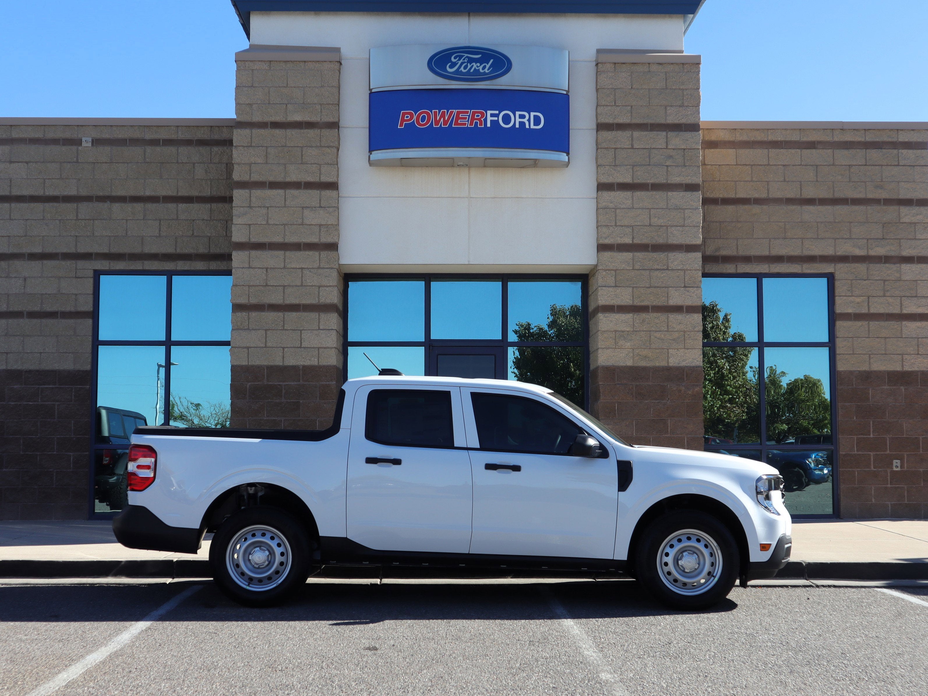 2025 Ford Maverick XL