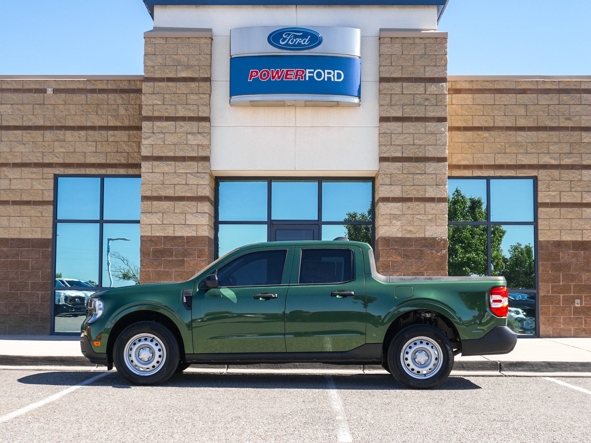 2025 Ford Maverick XL