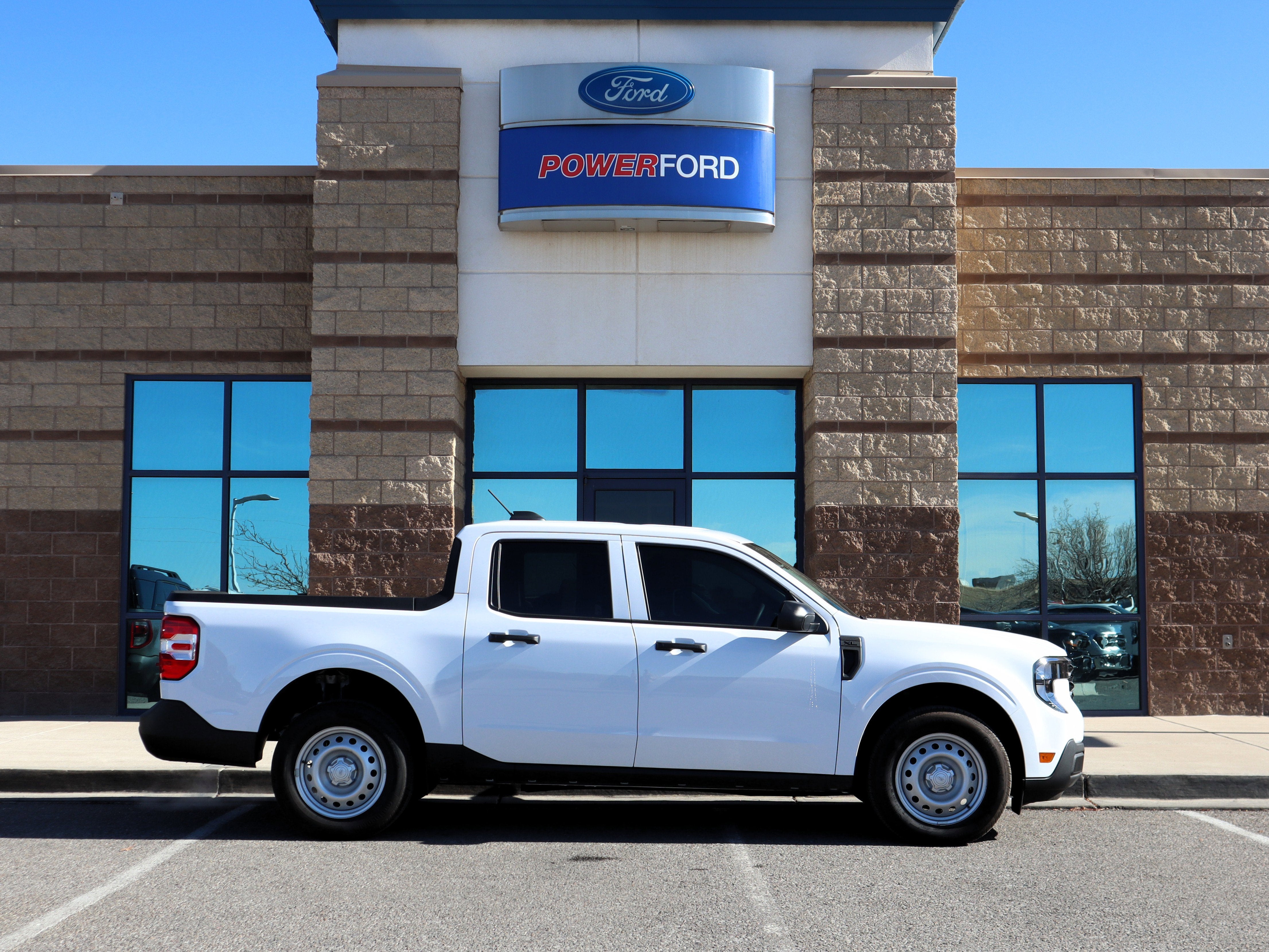 2025 Ford Maverick XL