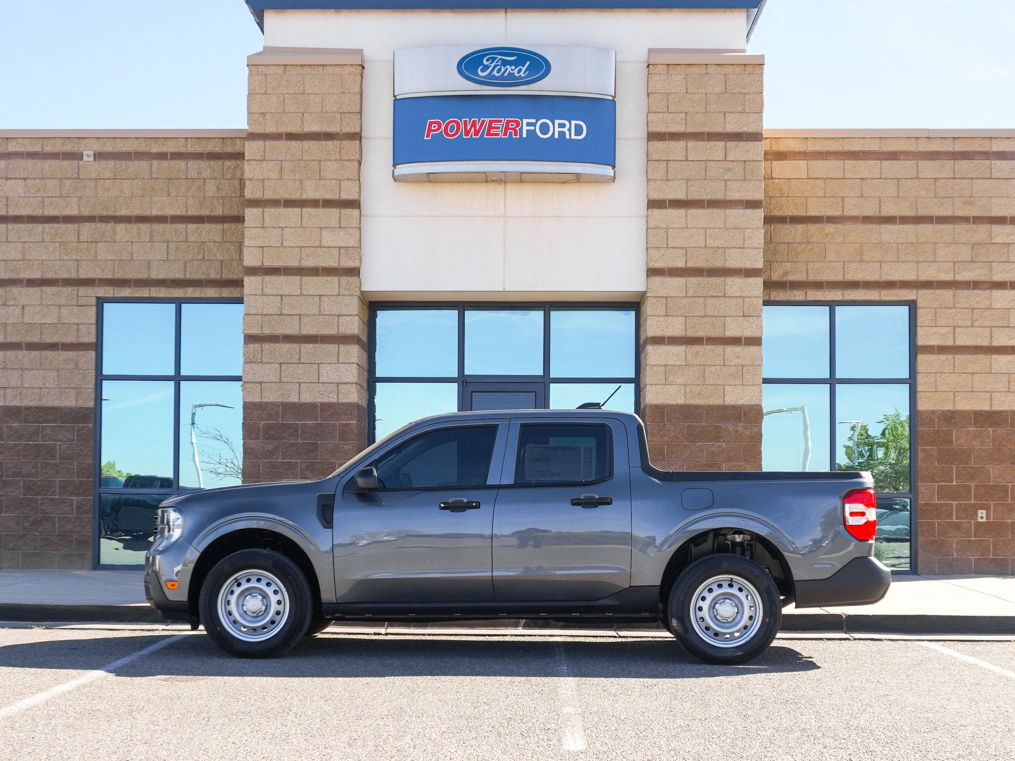 2026 Ford Maverick XL