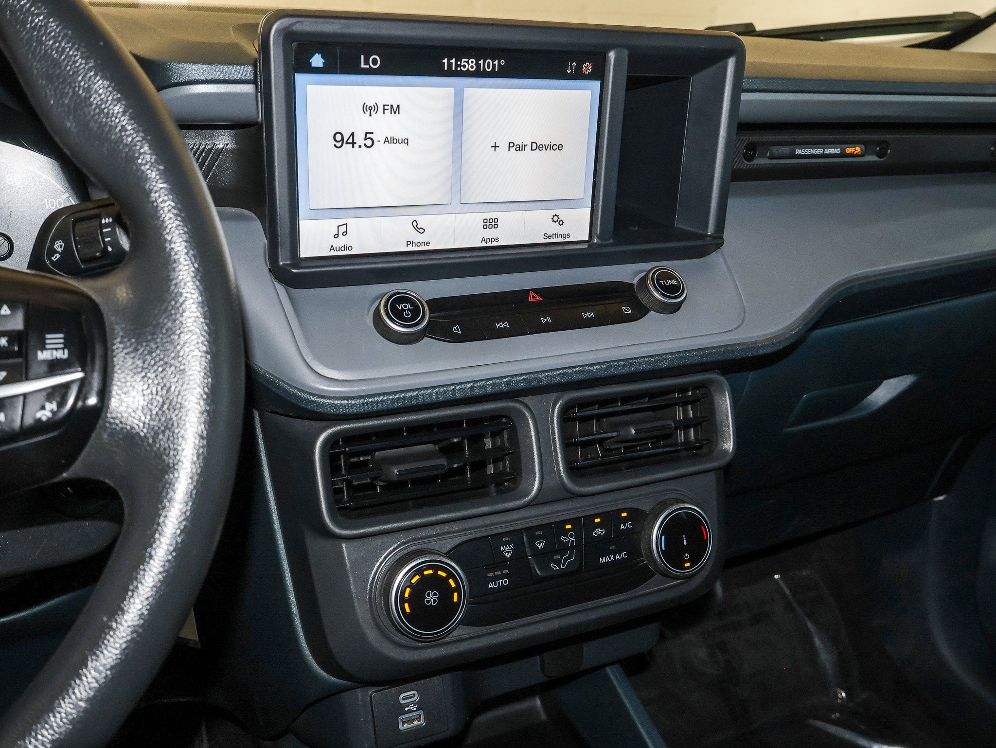 2023 Ford Maverick XL