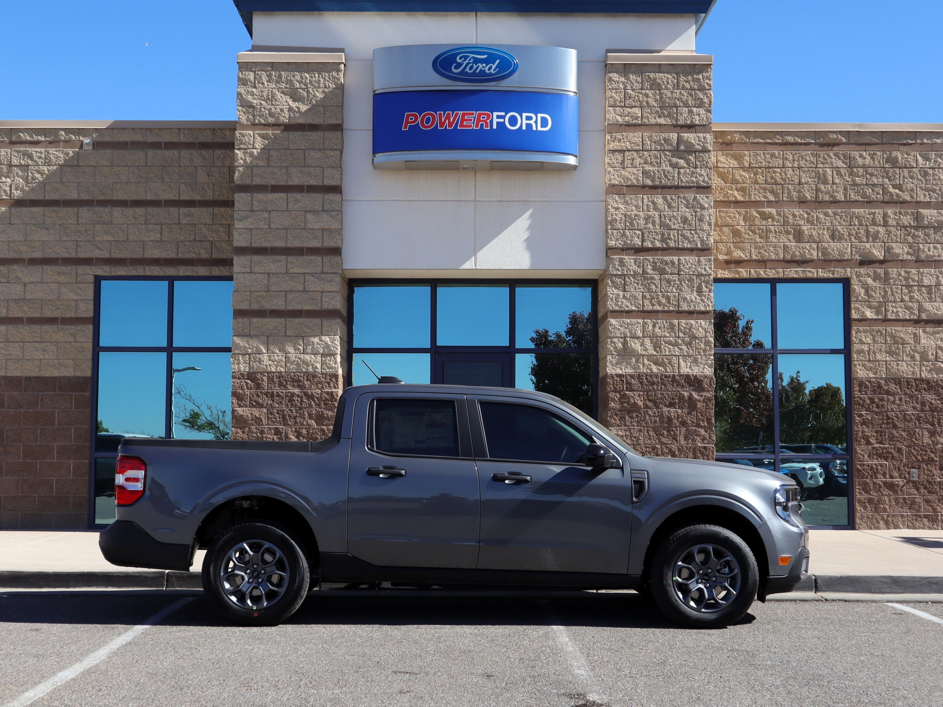 2025 Ford Maverick XLT