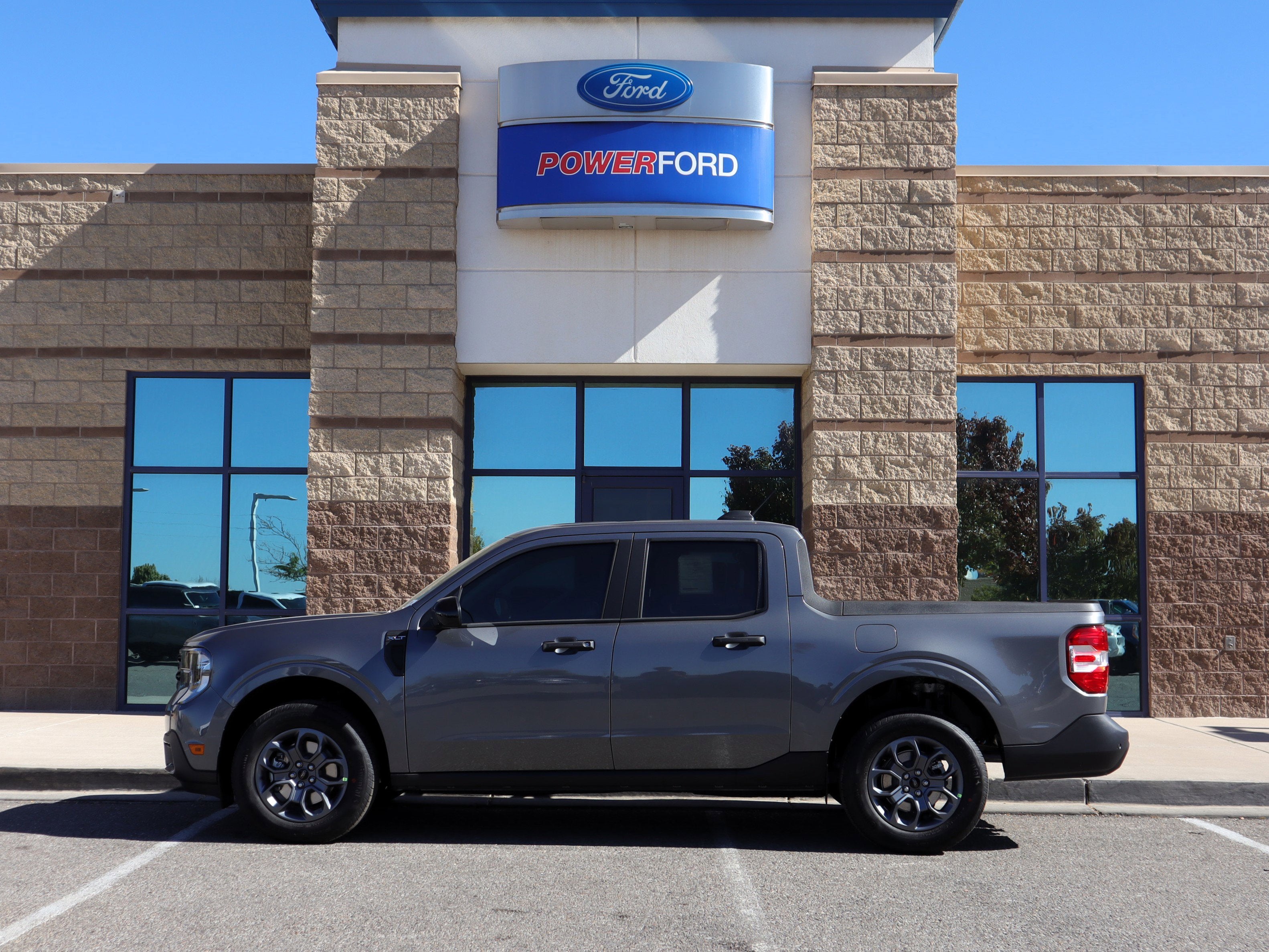 2025 Ford Maverick XLT