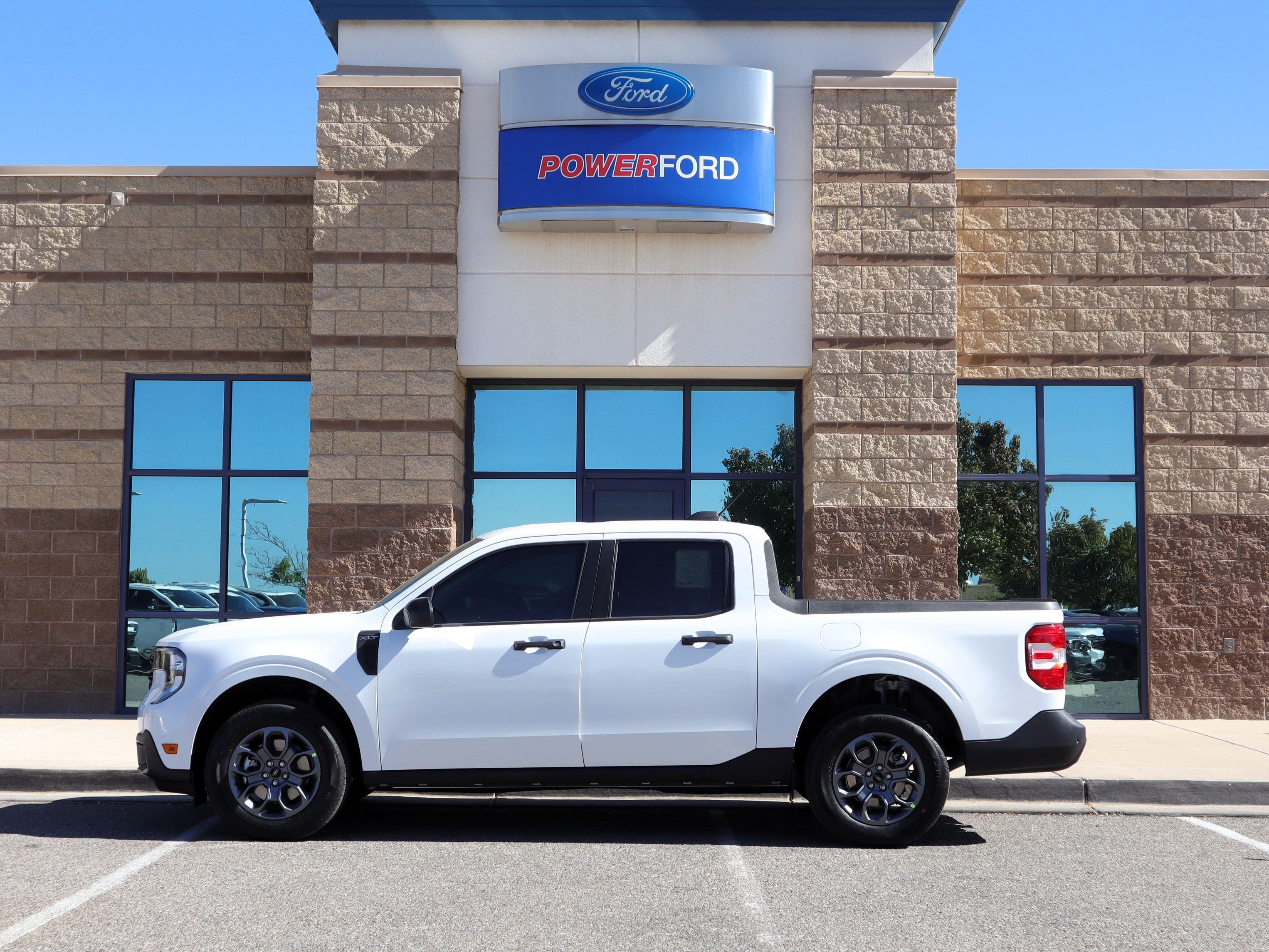 2025 Ford Maverick XLT