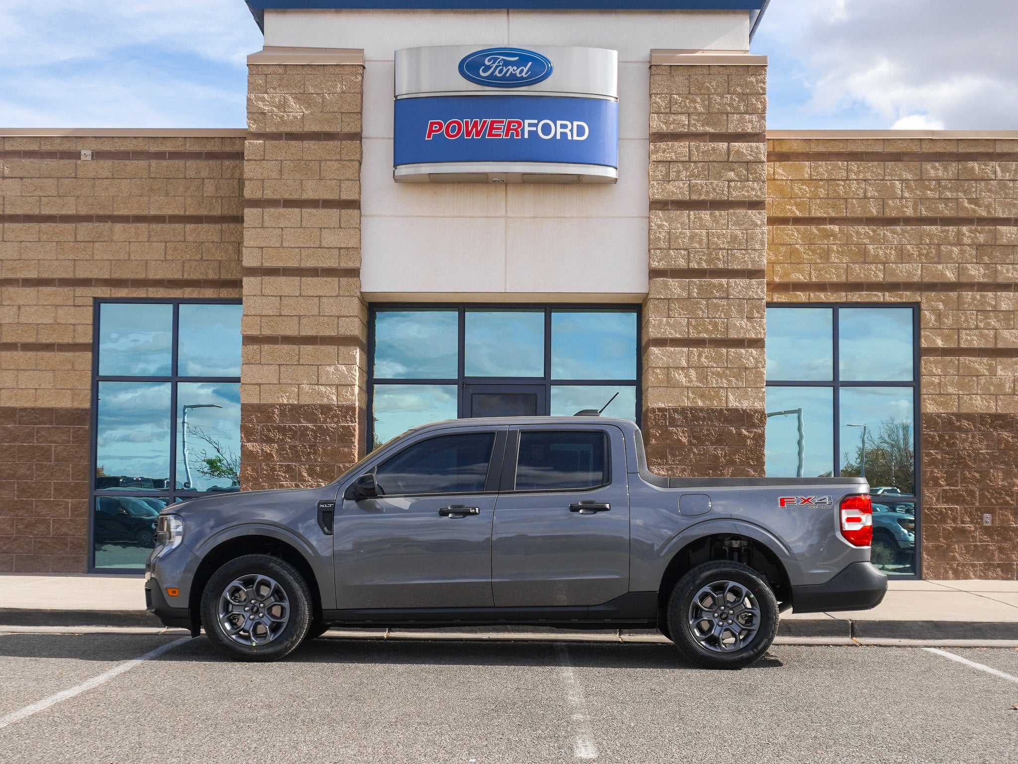 2025 Ford Maverick XLT