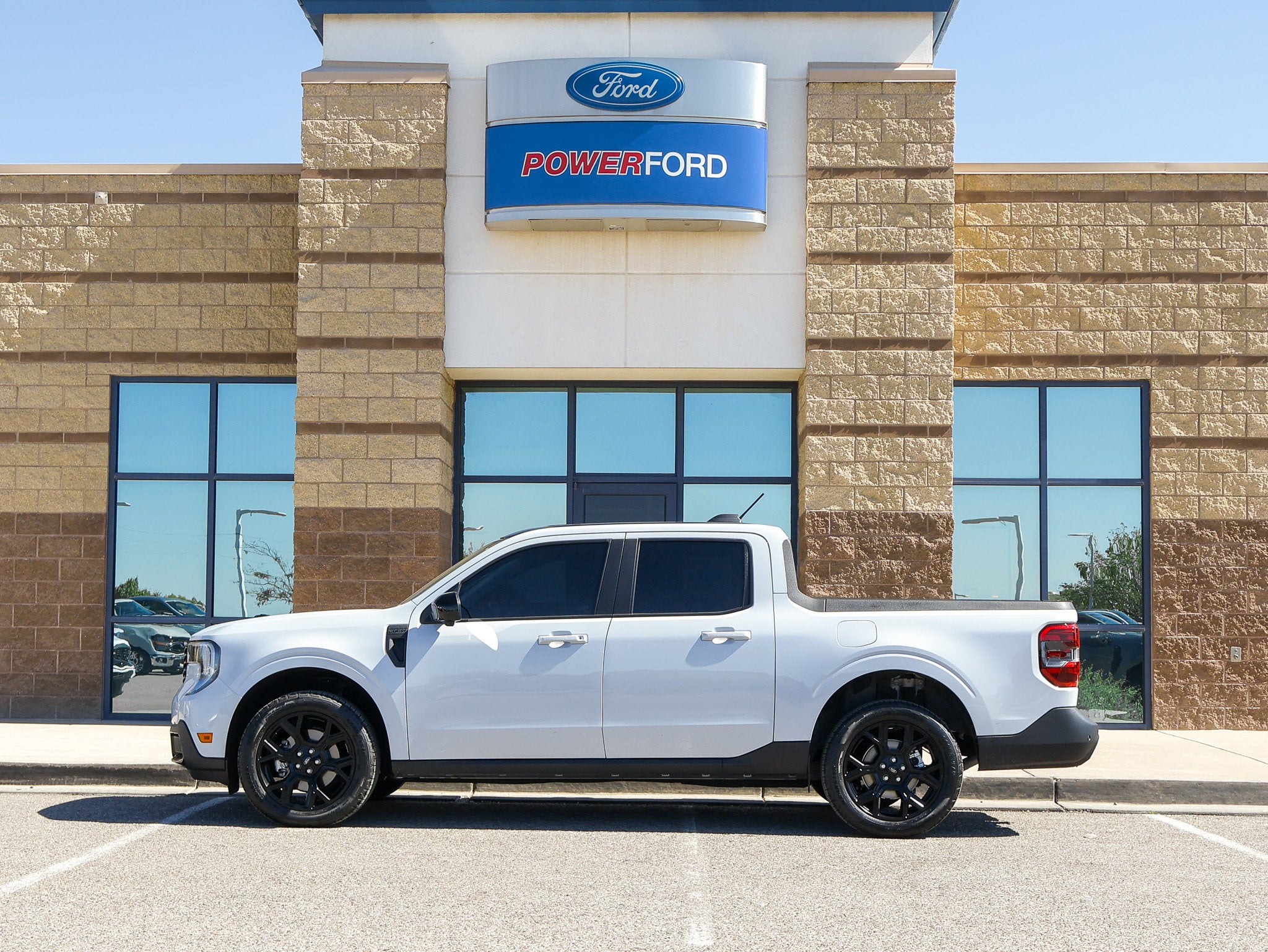 2025 Ford Maverick Lariat