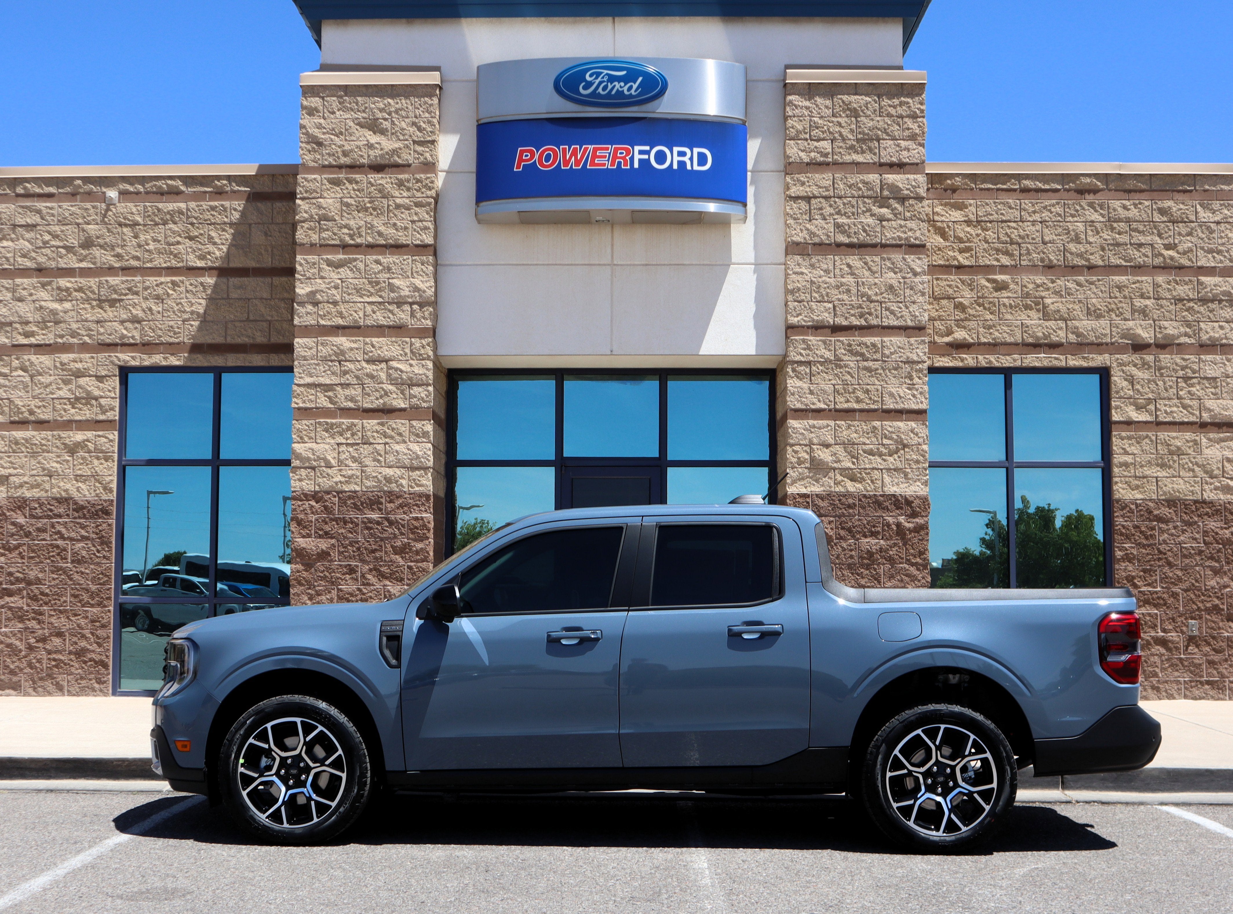 2026 Ford Maverick Lariat