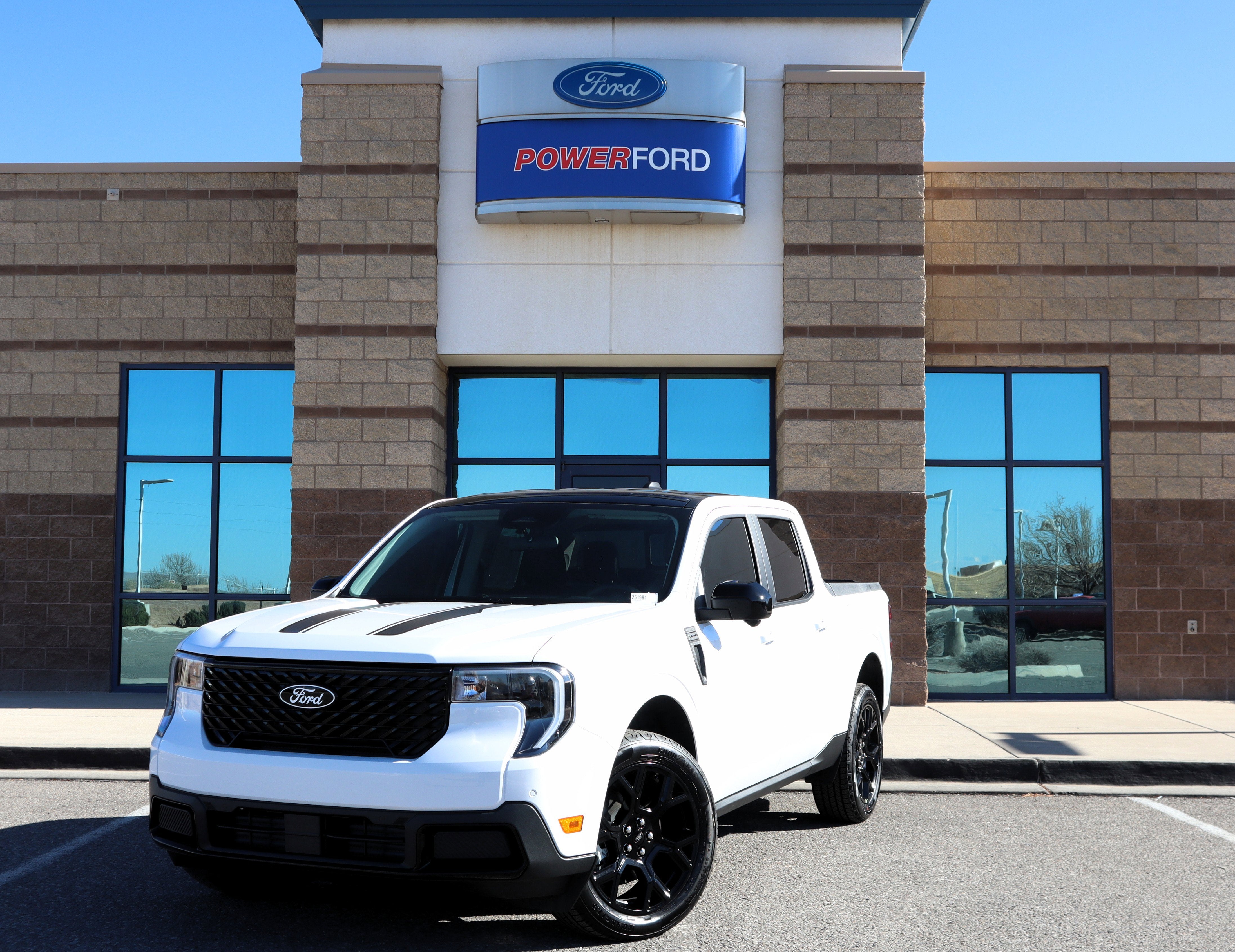 2025 Ford Maverick Lariat