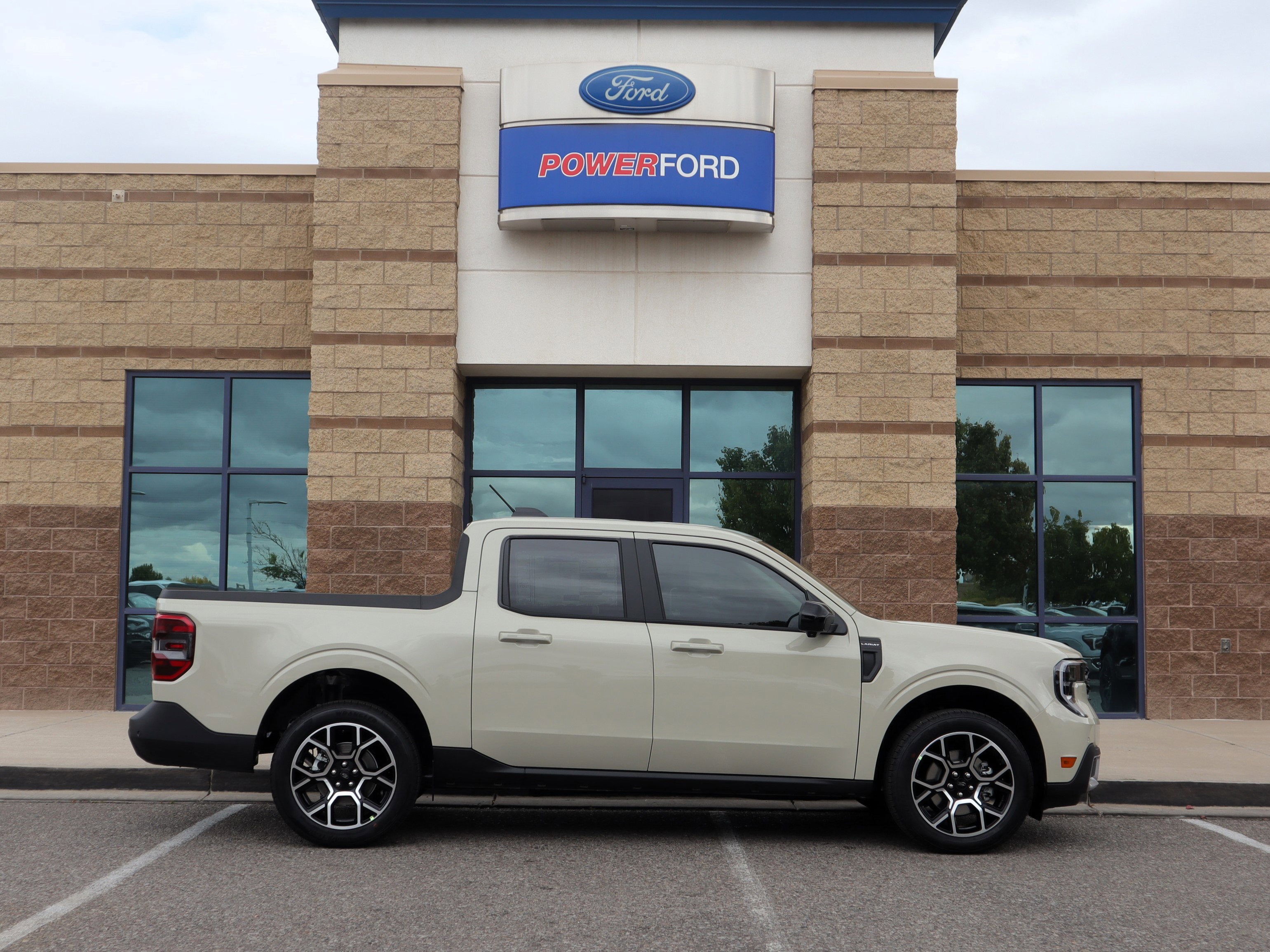 2025 Ford Maverick Lariat