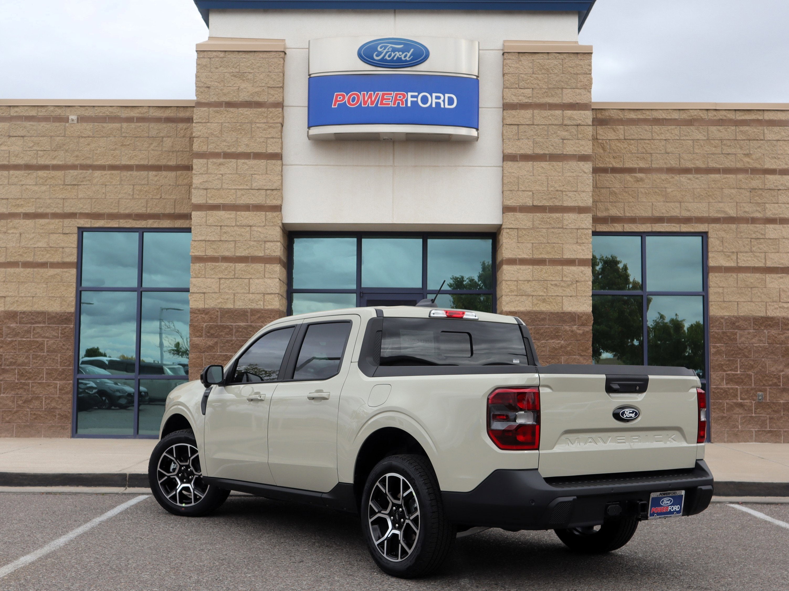 2025 Ford Maverick Lariat