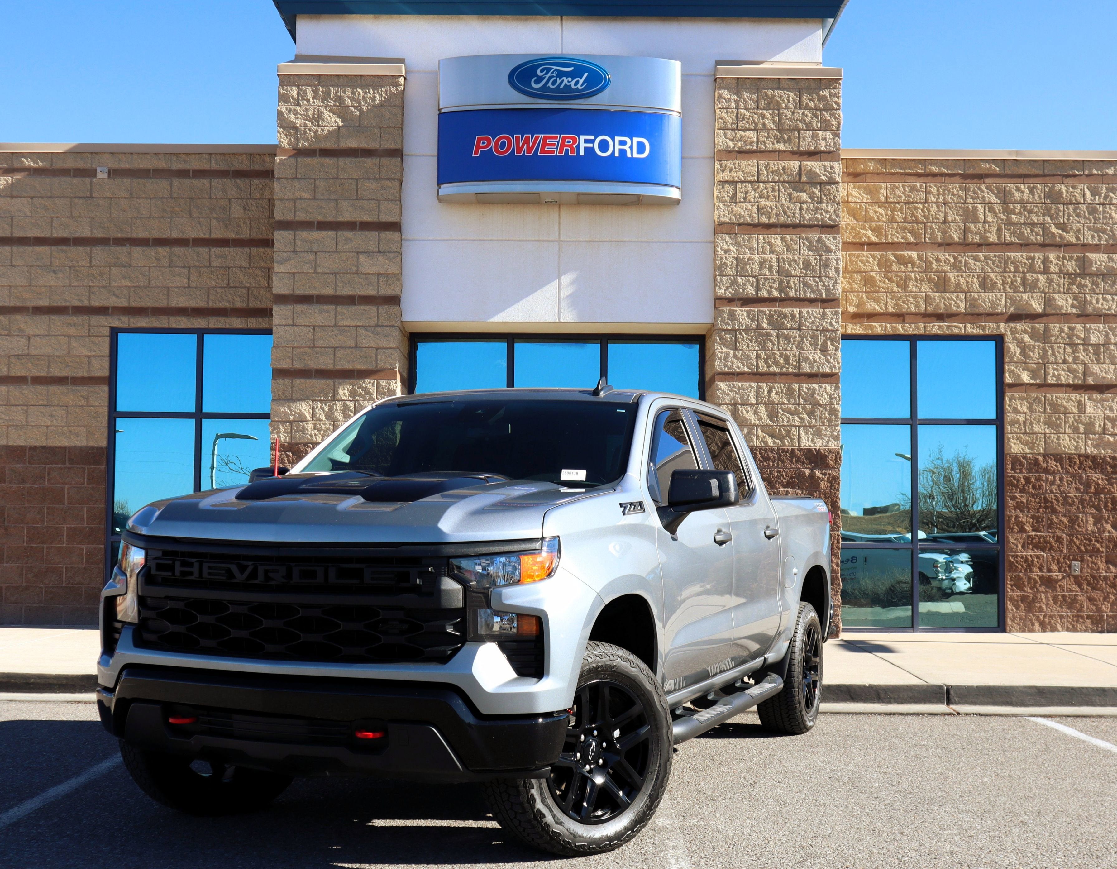 2023 Chevrolet Silverado 1500 Custom Trail Boss