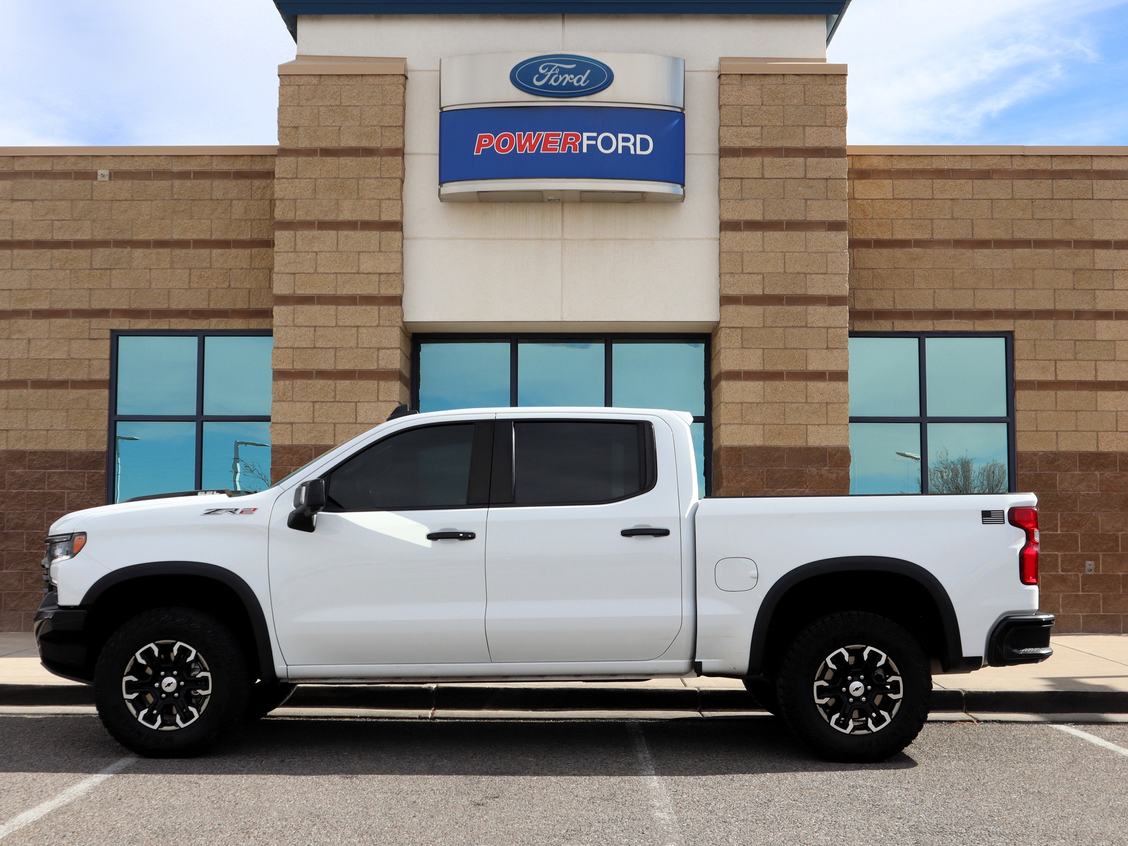 2023 Chevrolet Silverado 1500 ZR2