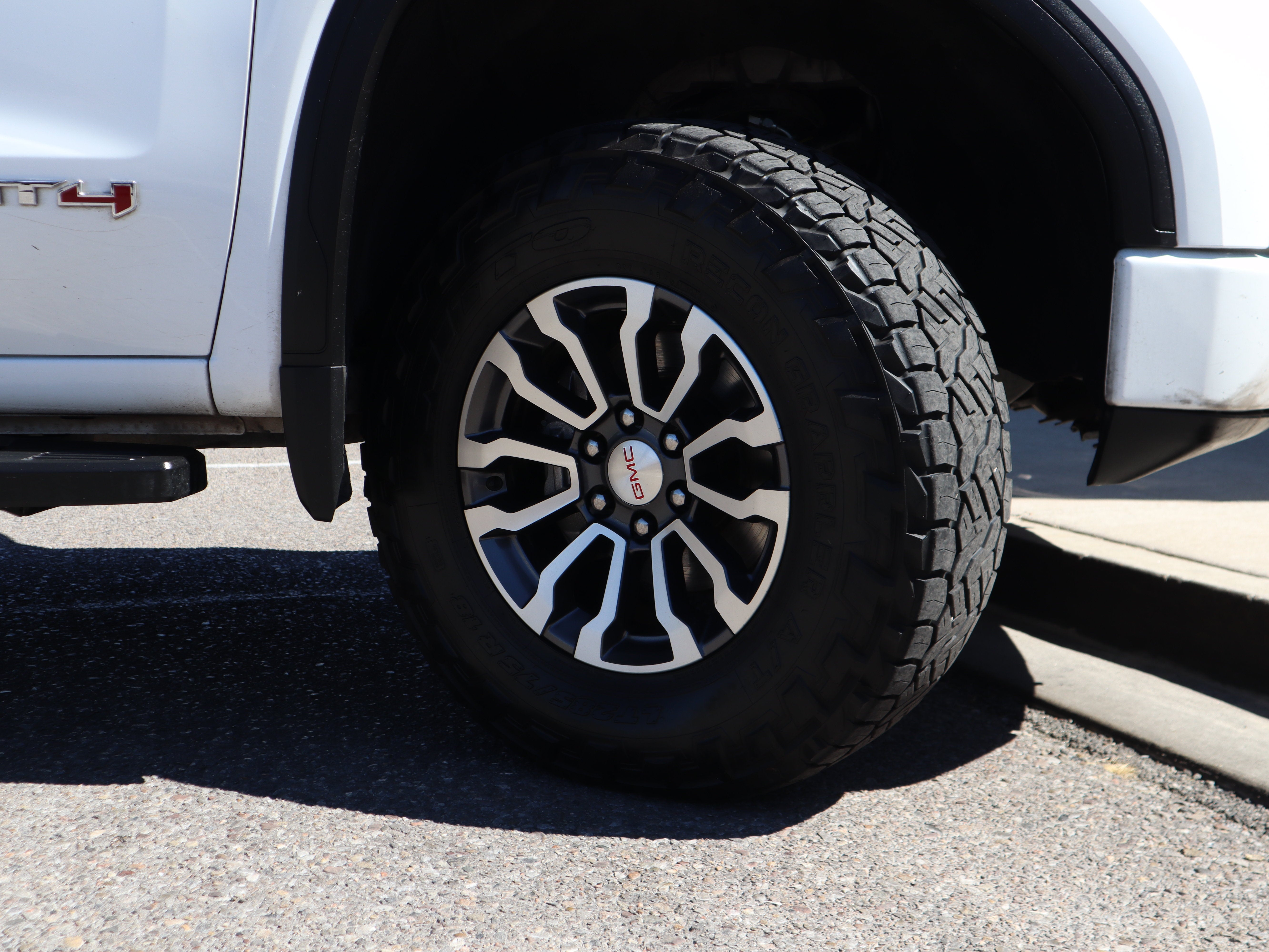 2019 GMC Sierra 1500 AT4