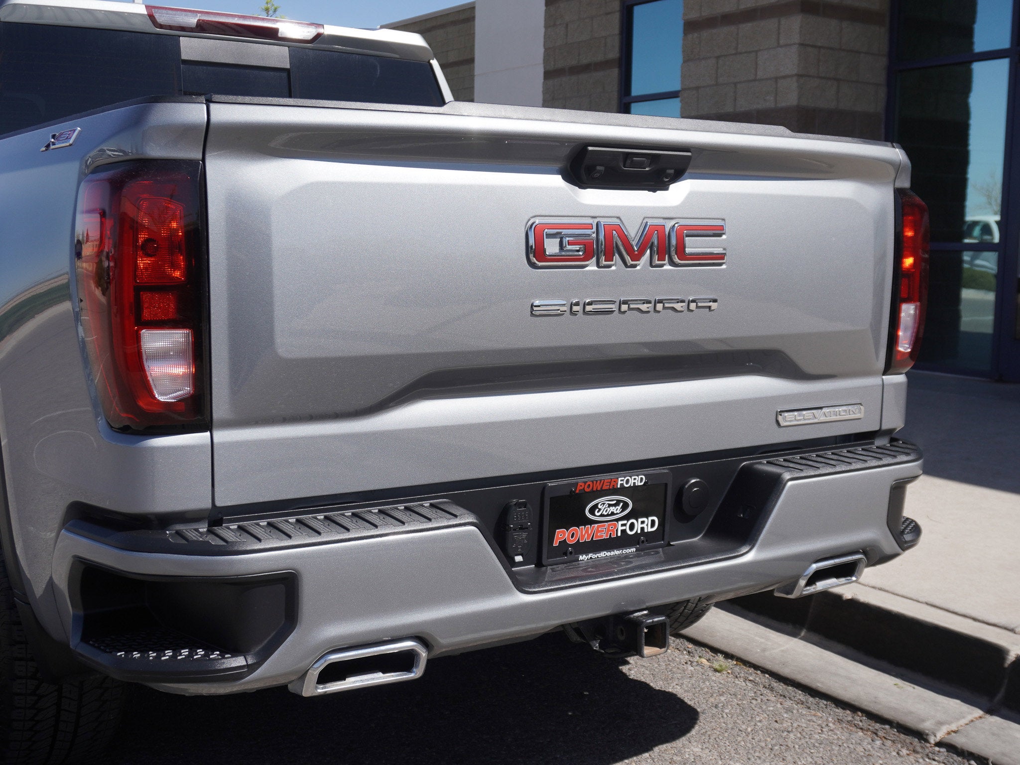 2025 GMC Sierra 1500 Elevation